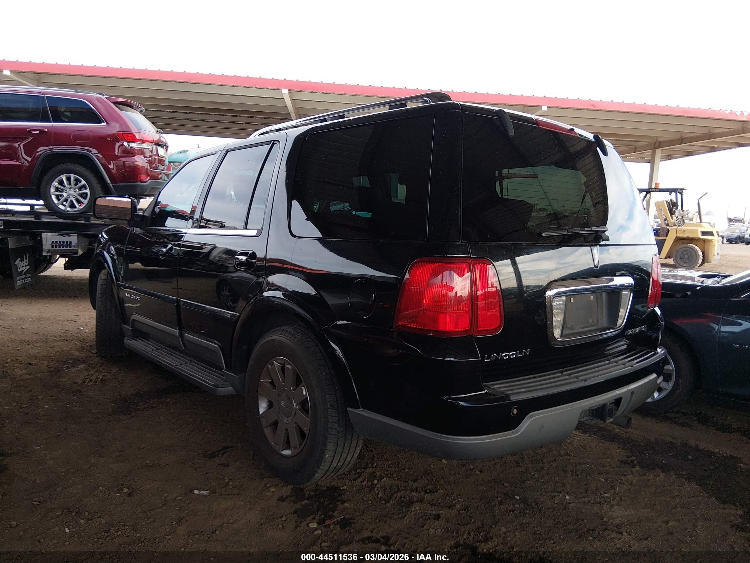 2003 Lincoln Navigator   Black vin: 5LMFU28R33LJ27365