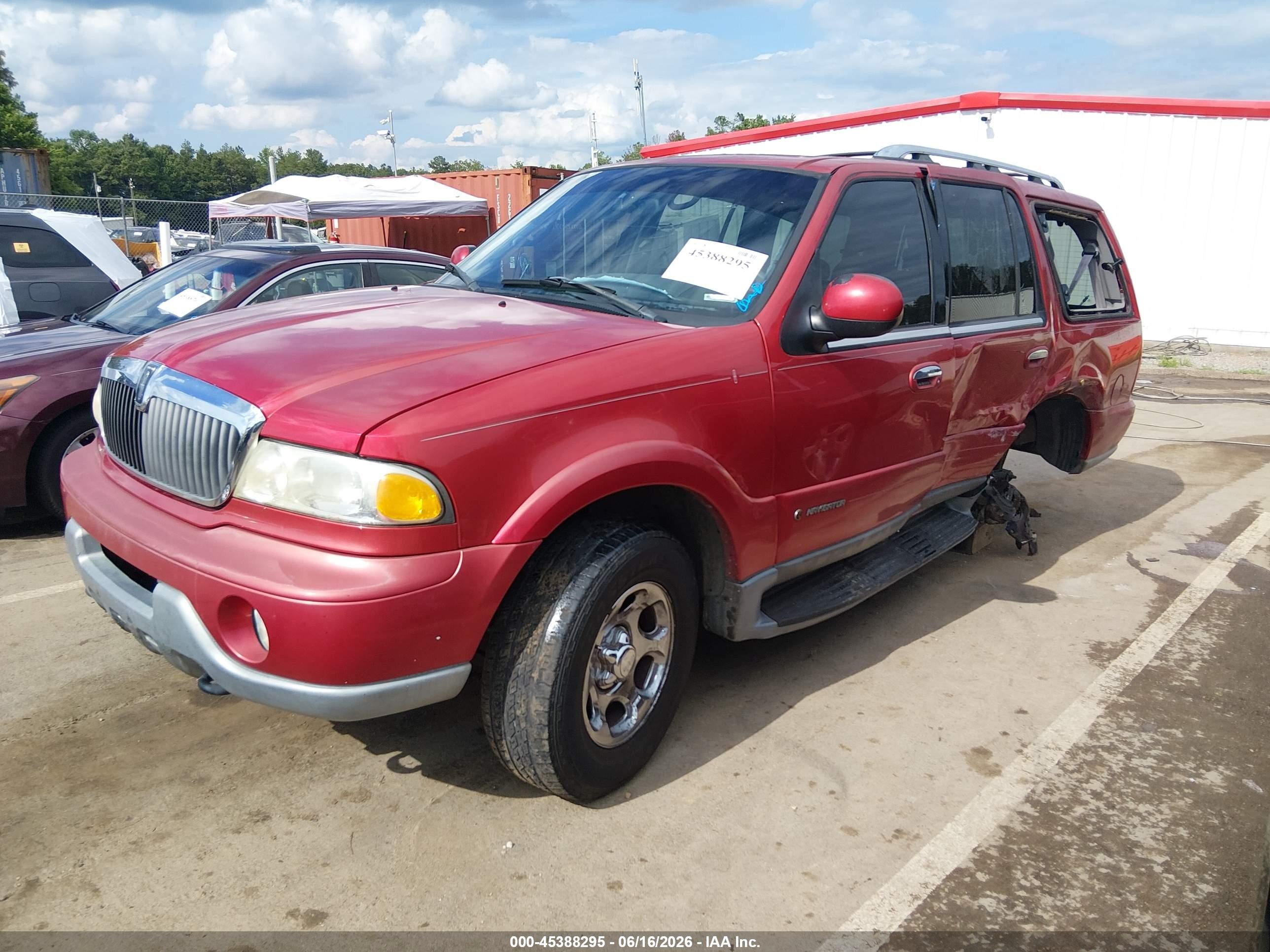 2002 Lincoln Navigator   Red vin: 5LMFU28R62LJ11224
