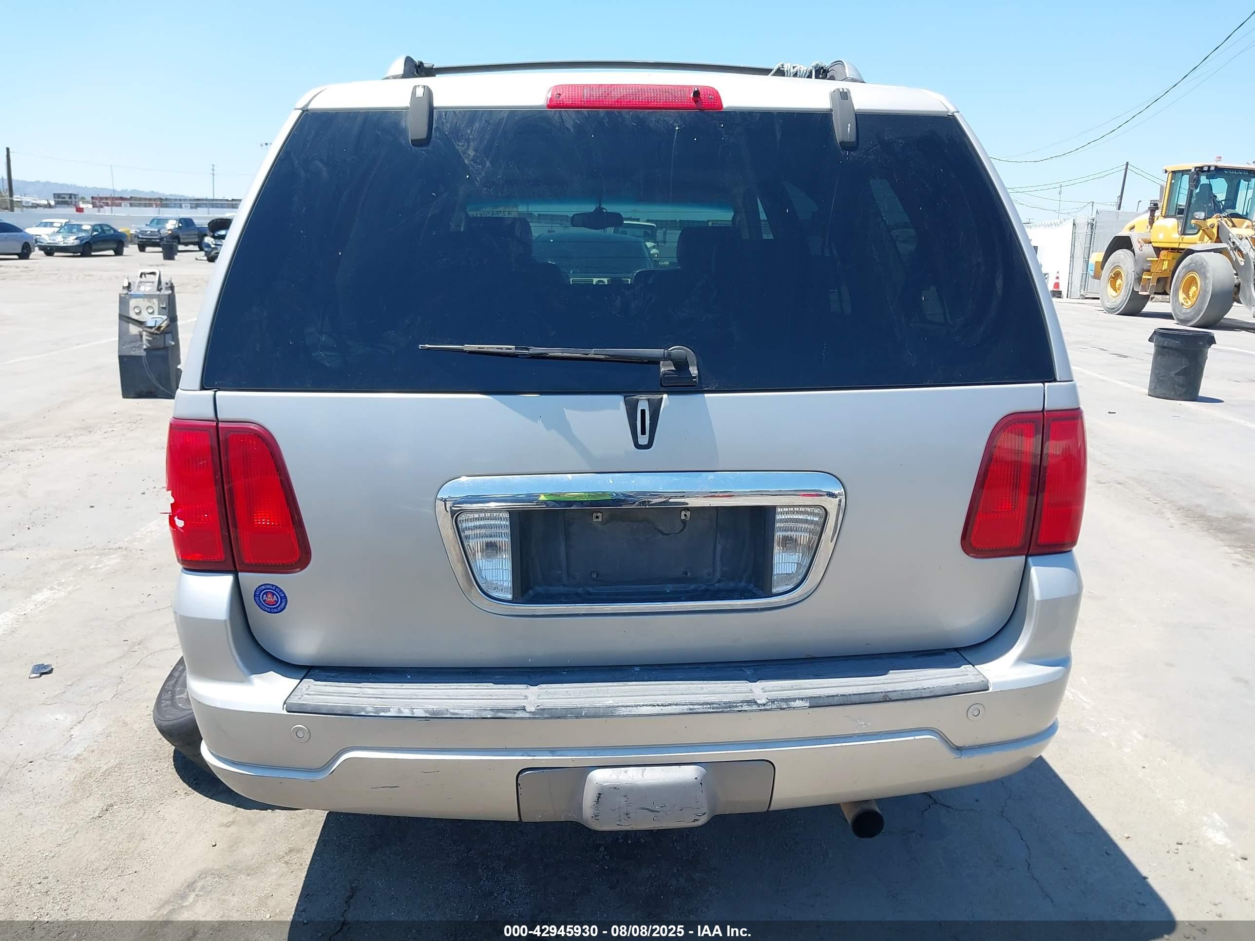 2003 Lincoln Navigator   Gray vin: 5LMFU28R63LJ15582