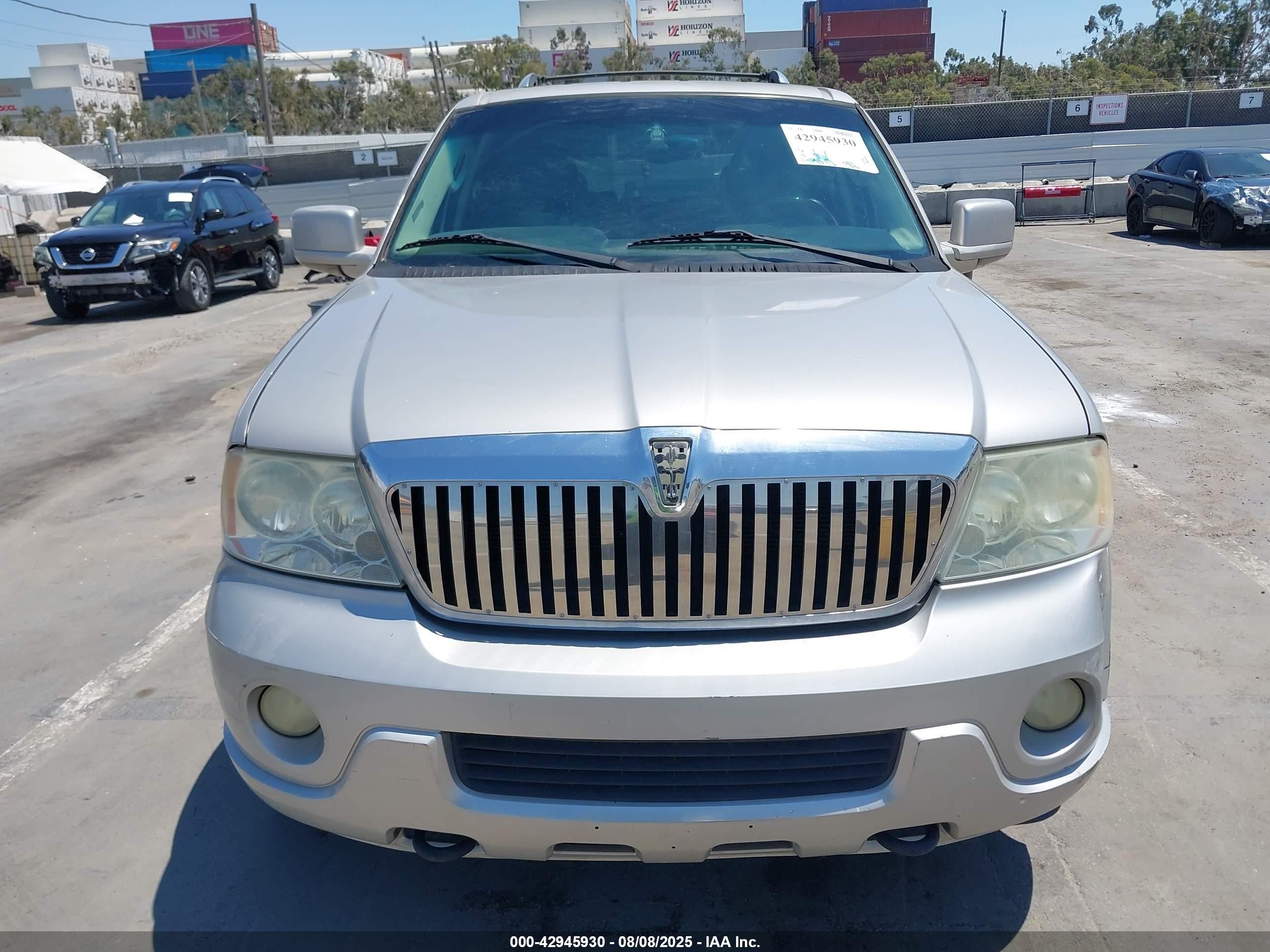 2003 Lincoln Navigator   Gray vin: 5LMFU28R63LJ15582