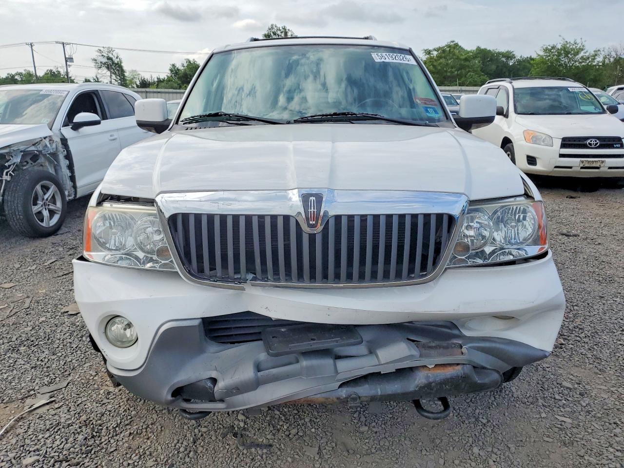 2003 Lincoln Navigator White vin: 5LMFU28R63LJ46458