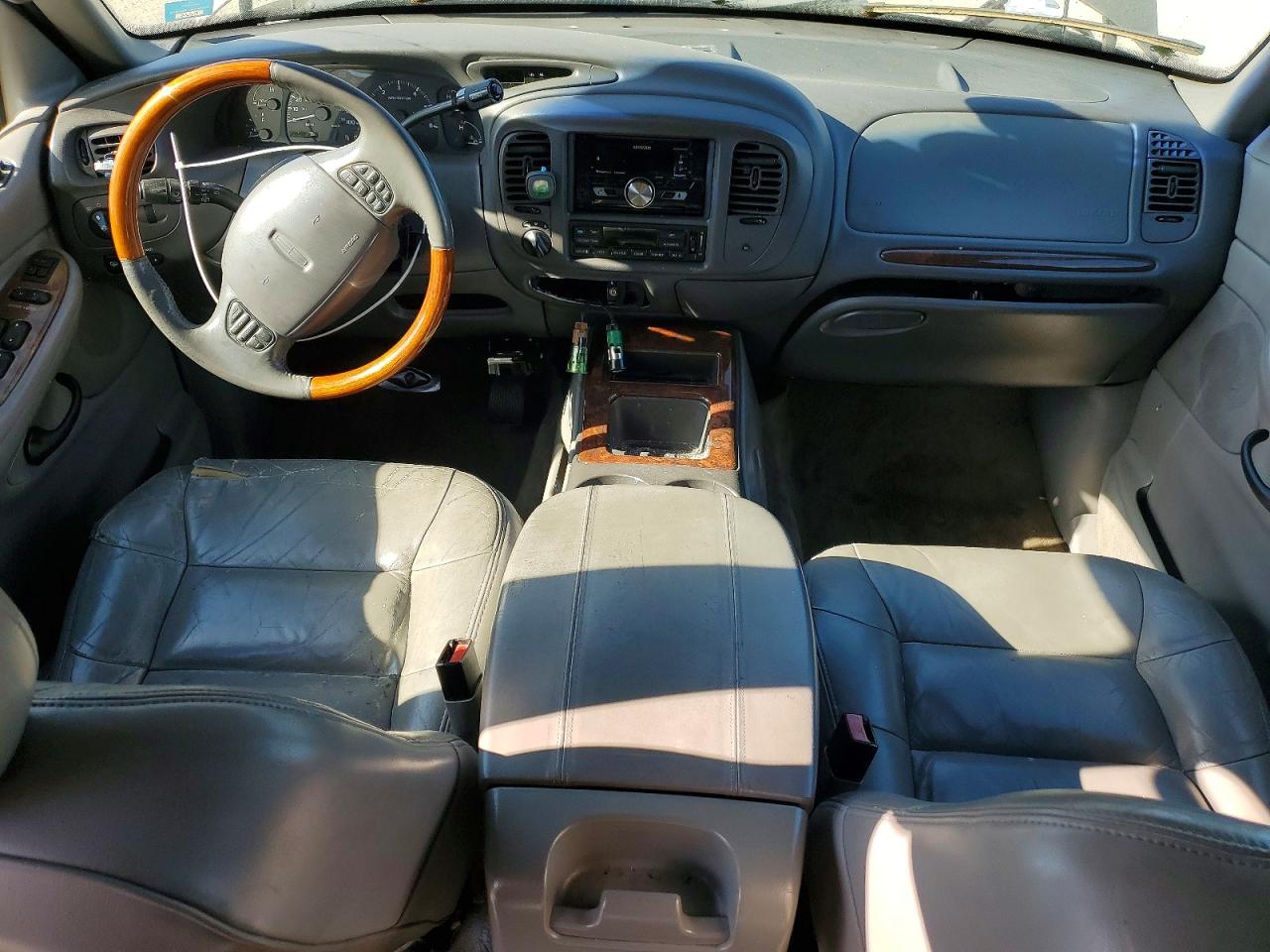 2001 Lincoln Navigator Brown vin: 5LMFU28R71LJ11070