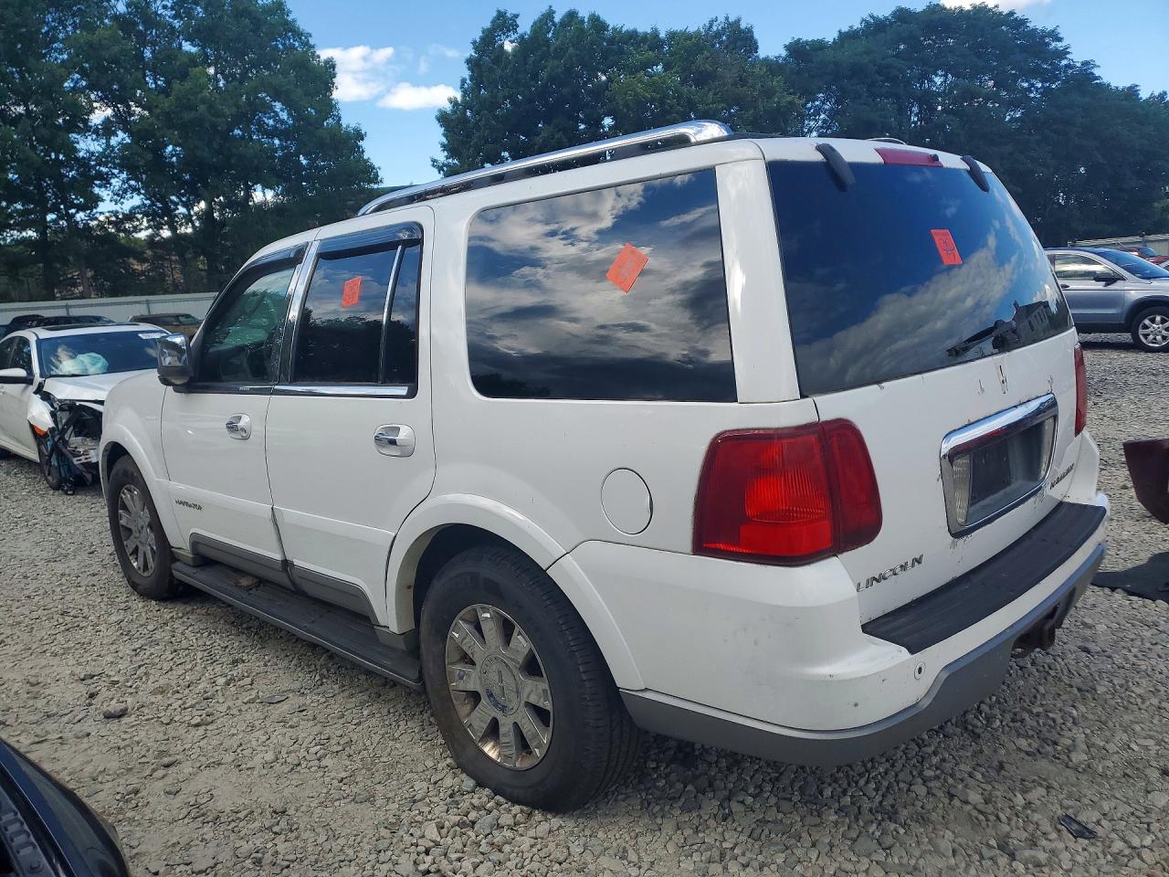 2003 Lincoln Navigator White vin: 5LMFU28R73LJ43875