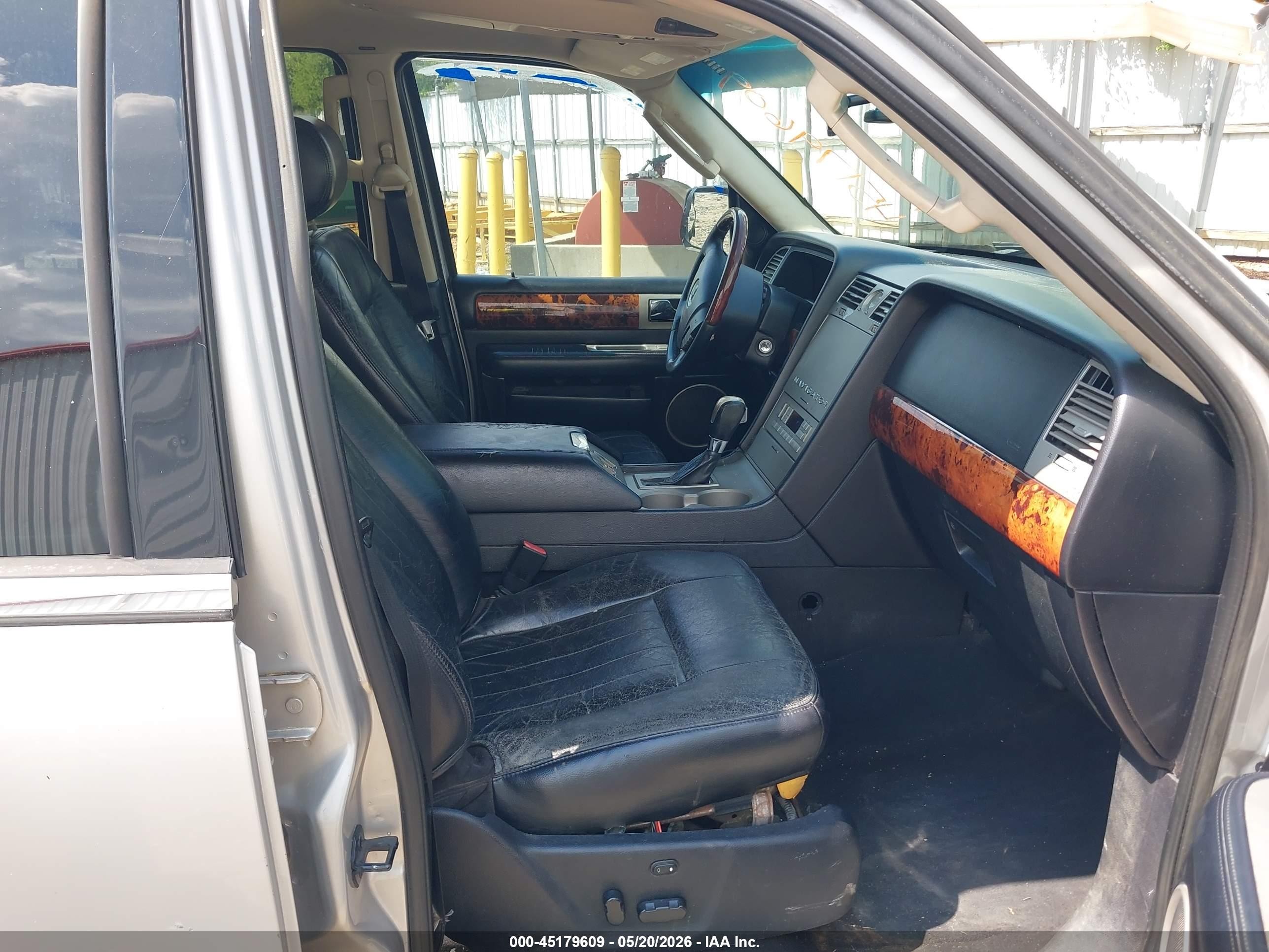 2003 Lincoln Navigator Luxury/premium/ultimate Silver vin: 5LMFU28R83LJ32805