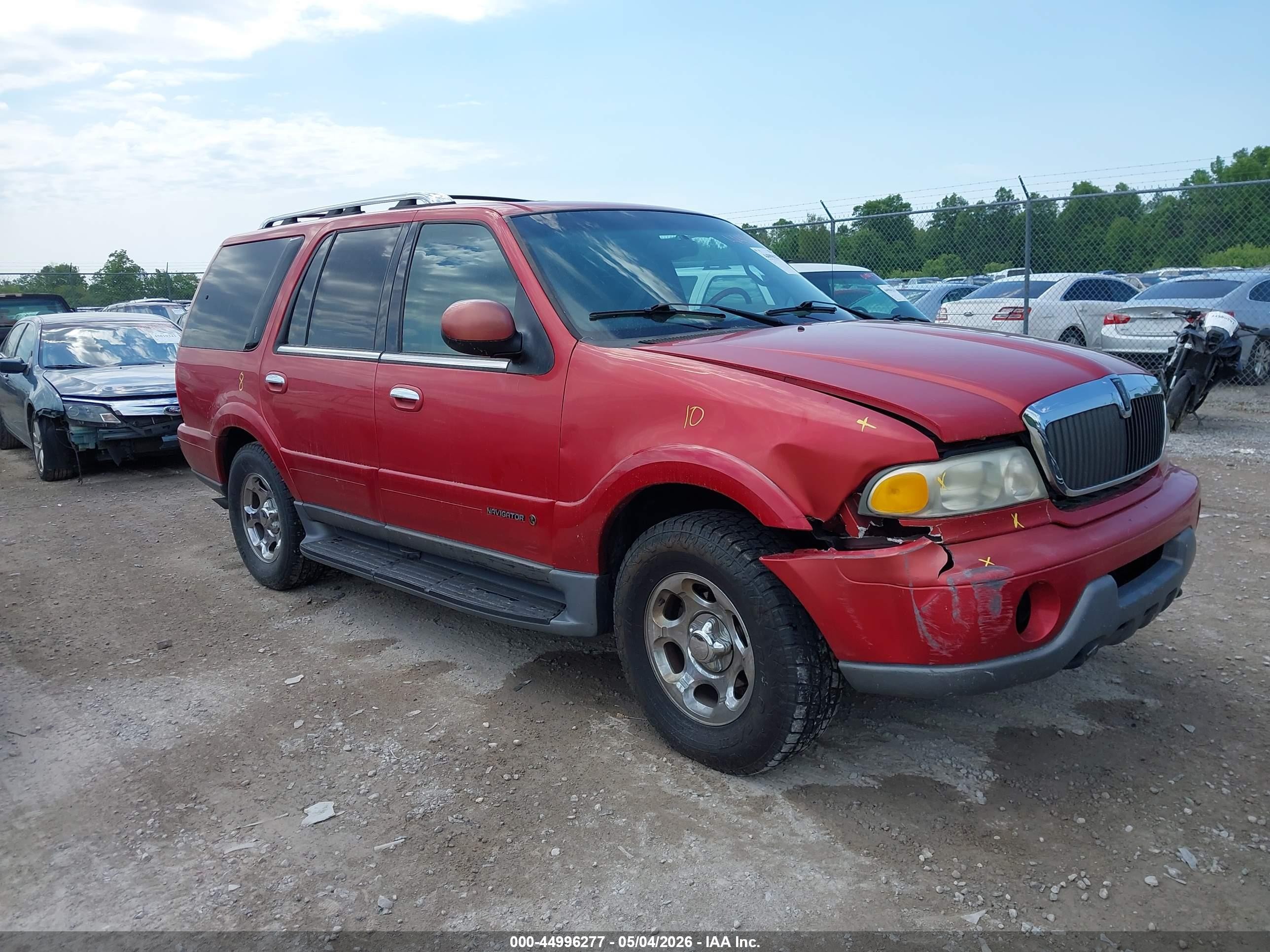 2001 Lincoln Navigator   Красный vin: 5LMFU28R91LJ15170