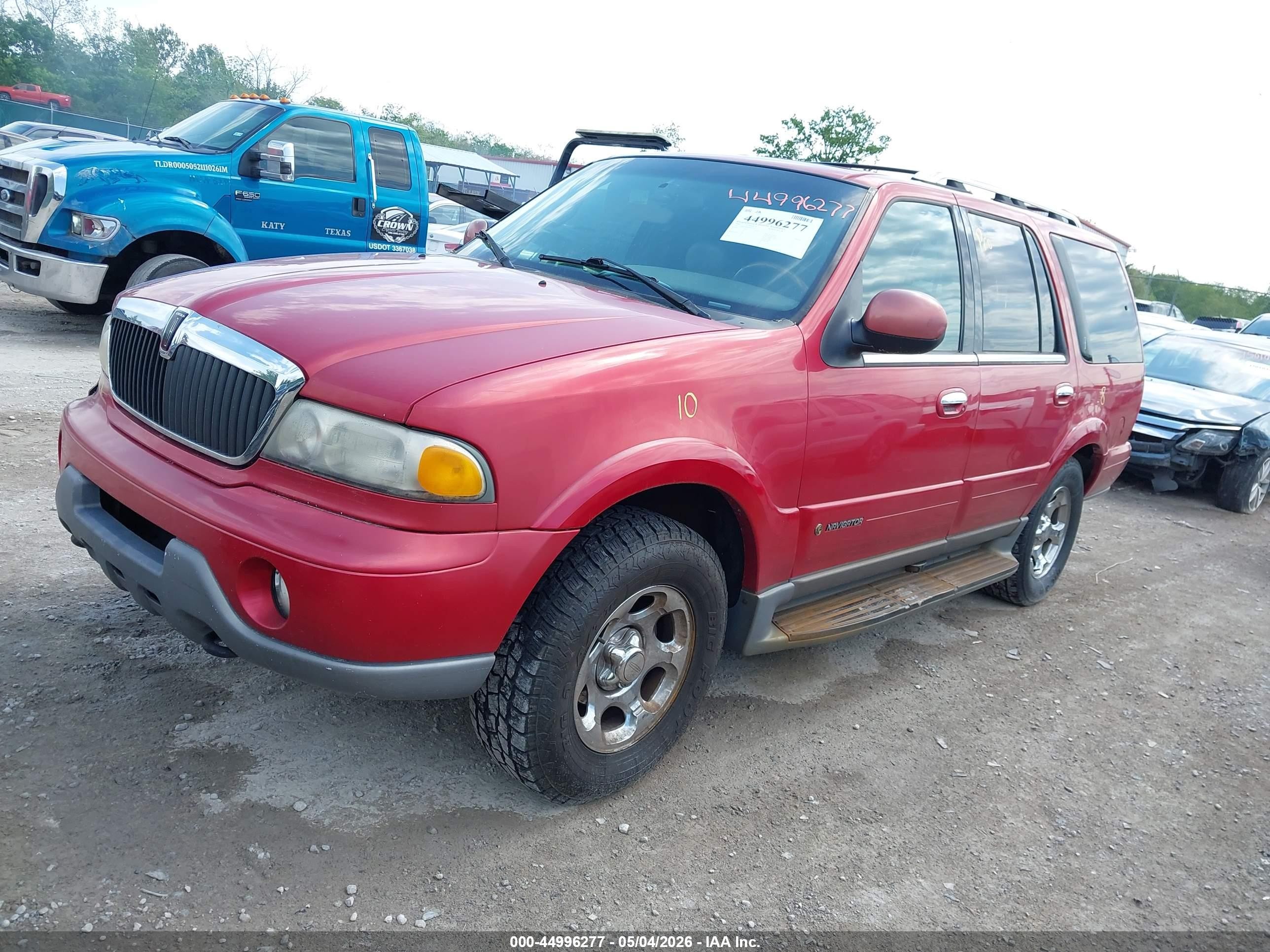 2001 Lincoln Navigator   Red vin: 5LMFU28R91LJ15170