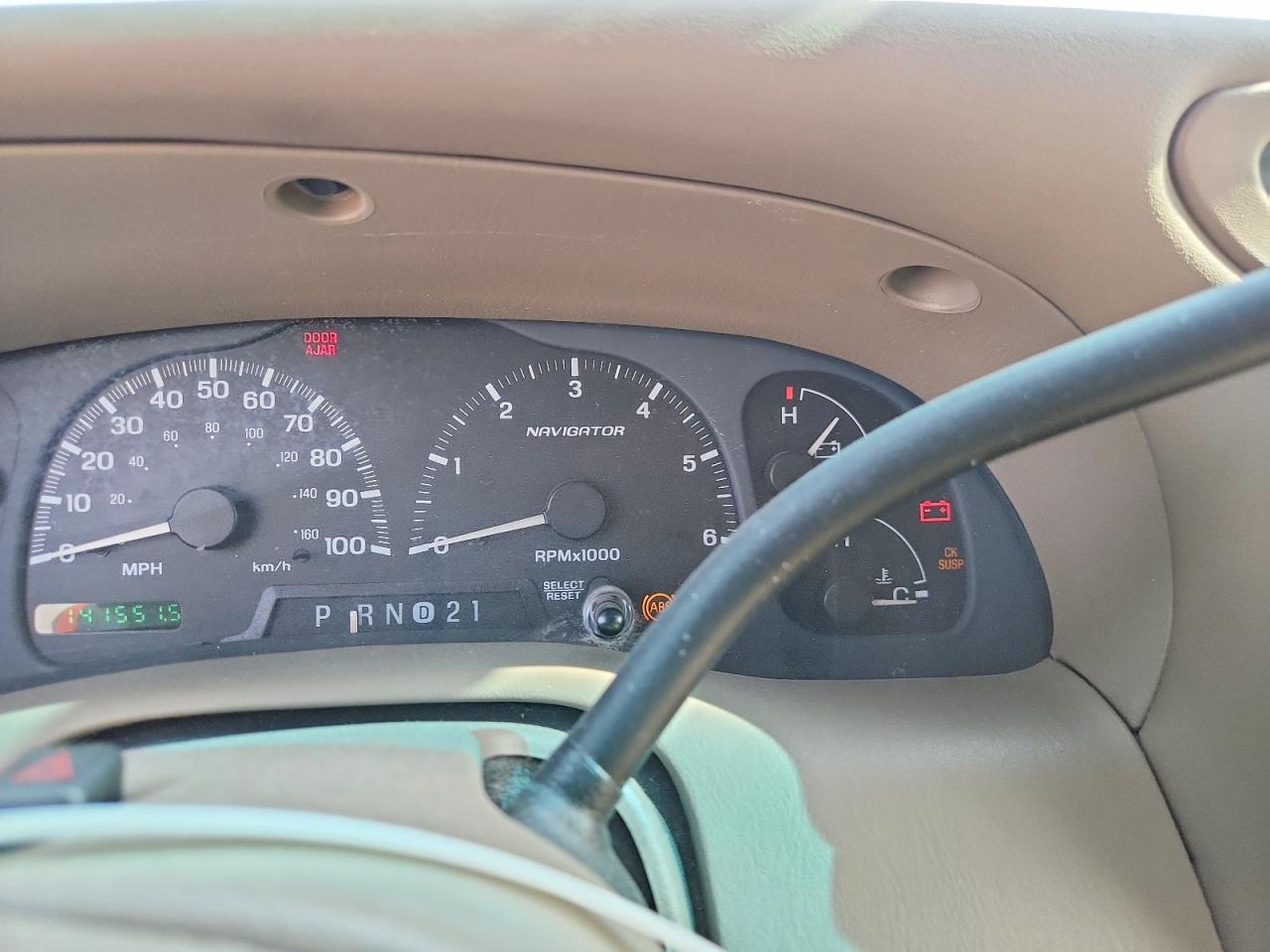 2001 Lincoln Navigator Черный vin: 5LMFU28R91LJ30932
