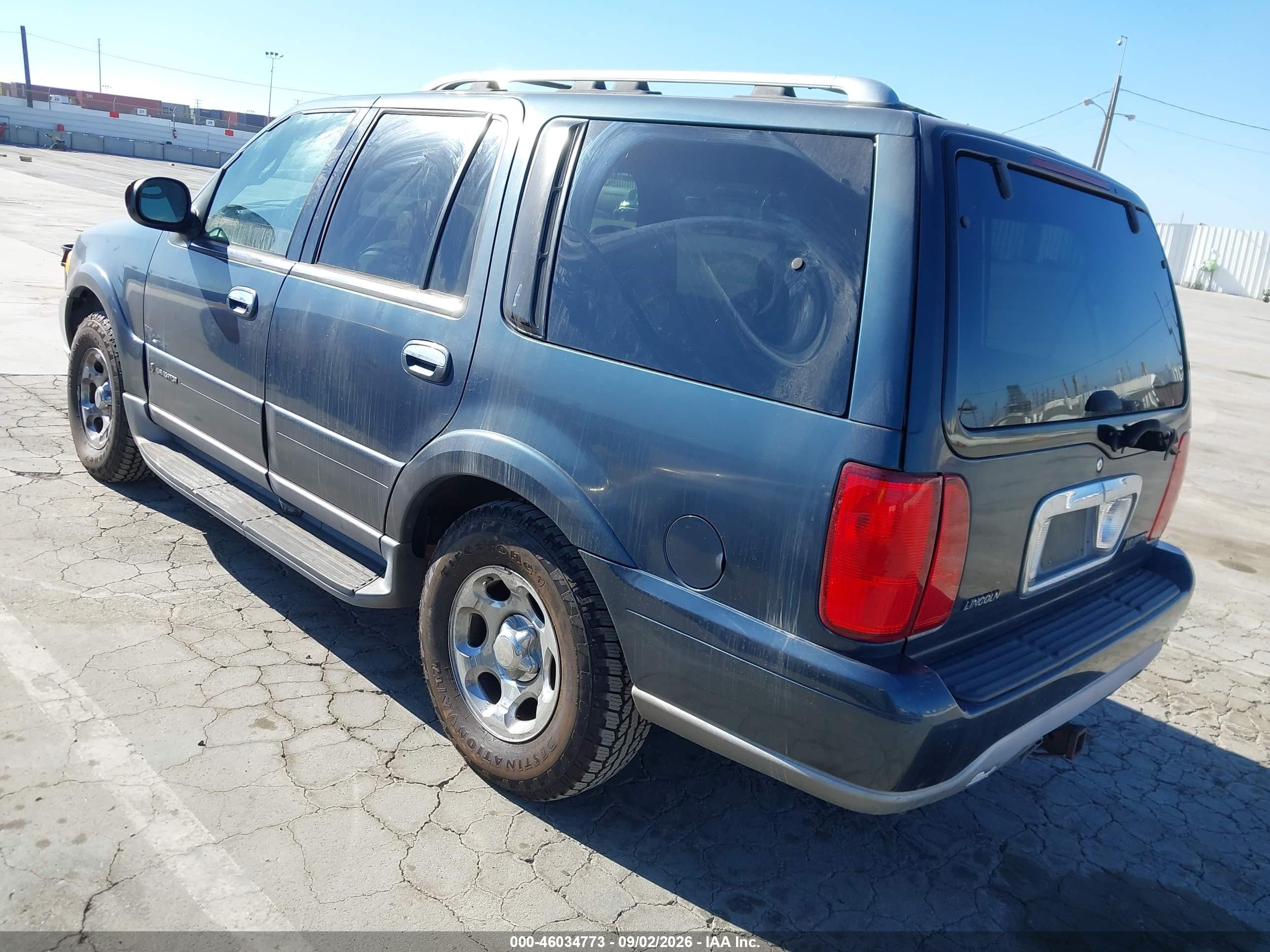 2001 Lincoln Navigator   Gray vin: 5LMFU28R91LJ31255