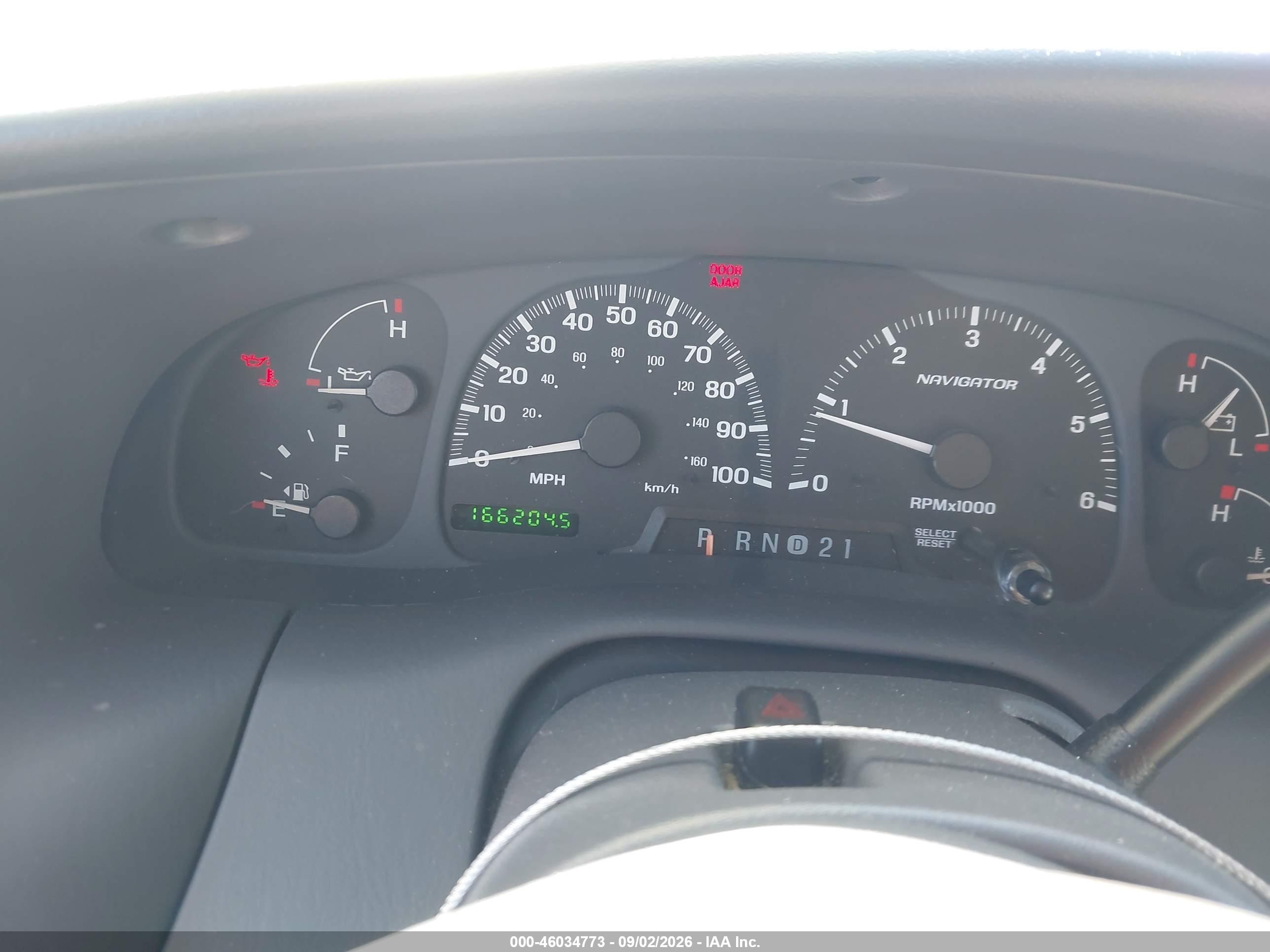 2001 Lincoln Navigator   Gray vin: 5LMFU28R91LJ31255