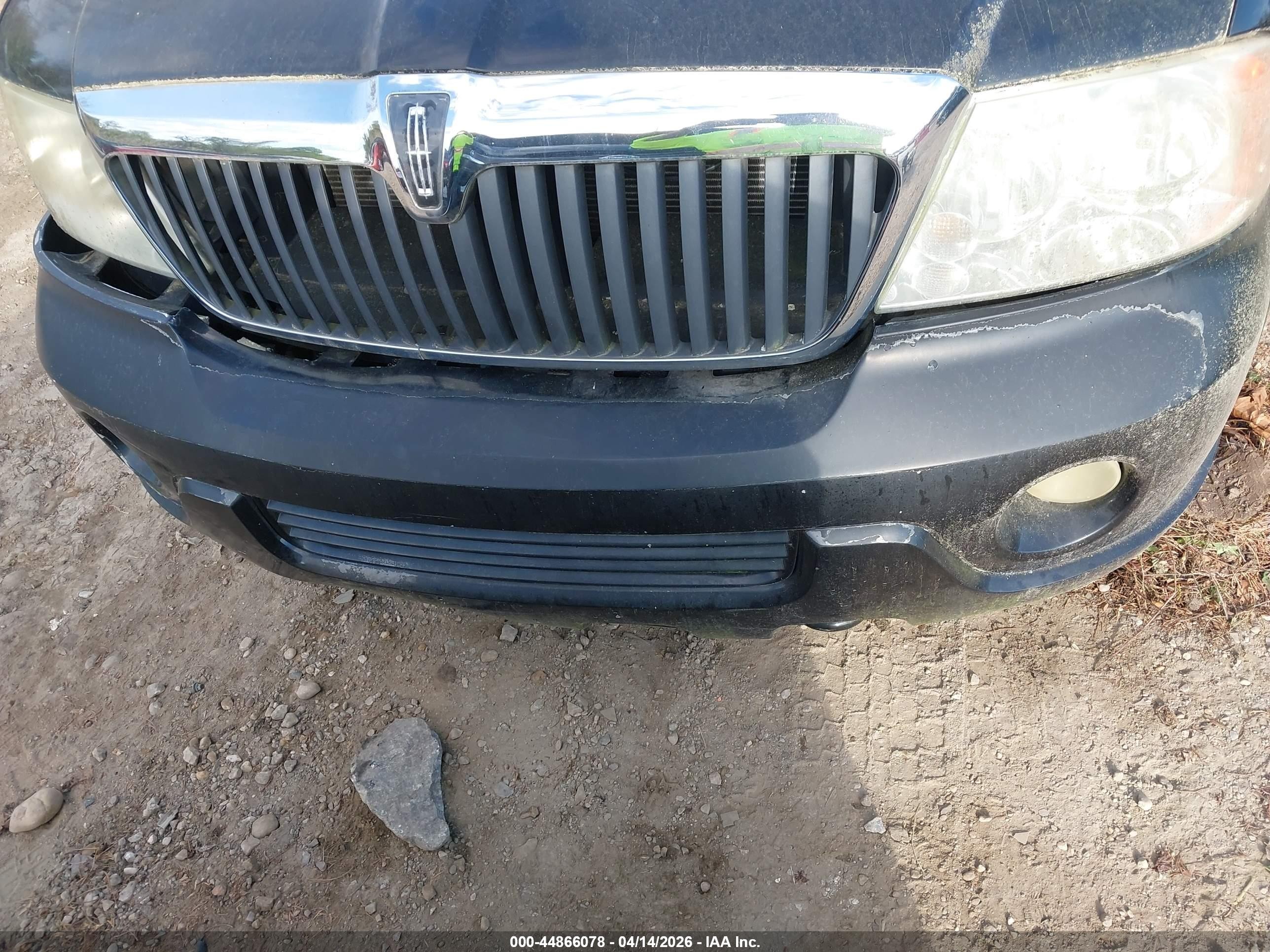 2003 Lincoln Navigator   Black vin: 5LMFU28RX3LJ28089