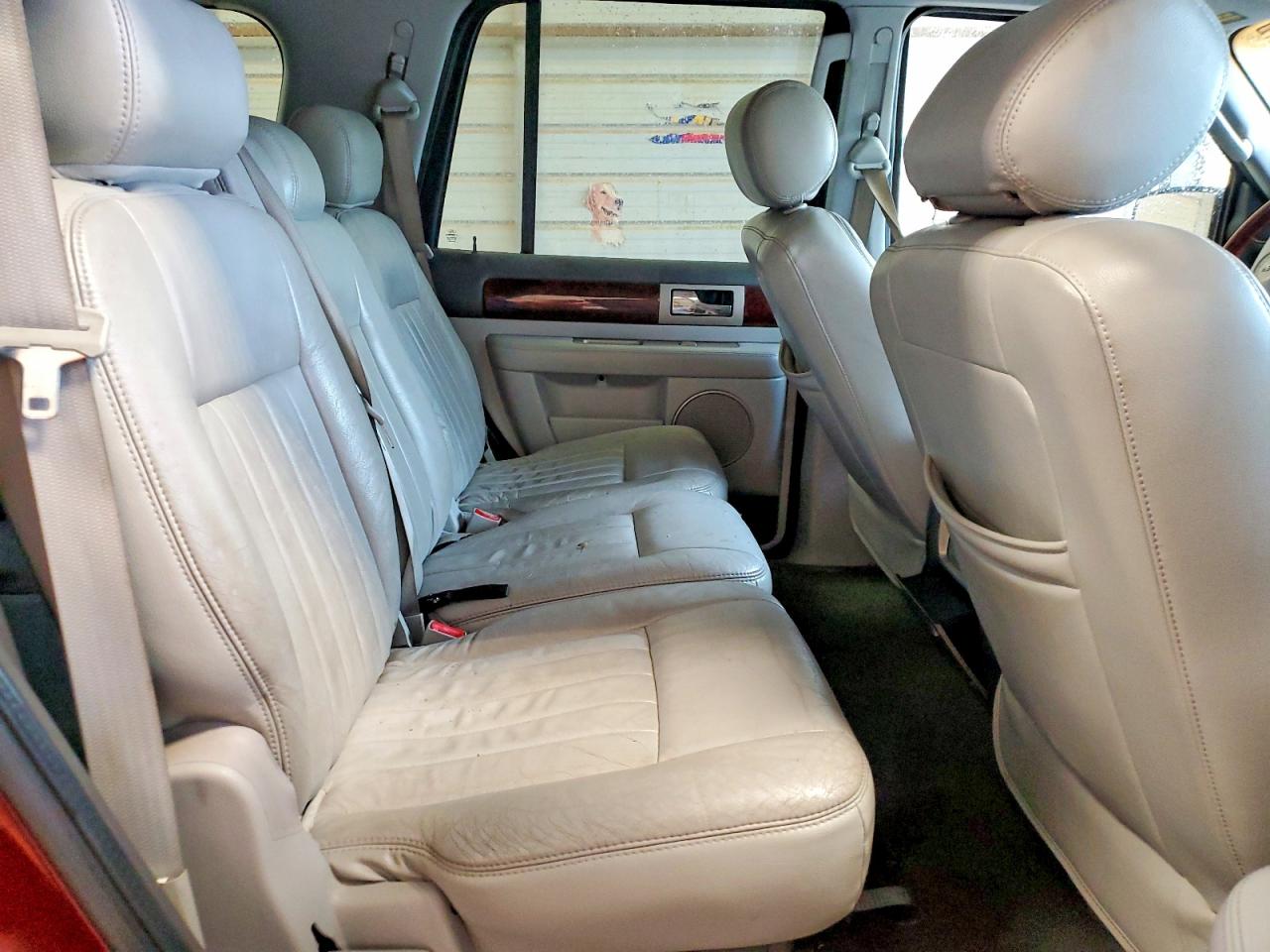 2004 Lincoln Navigator Burgundy vin: 5LMFU28RX4LJ34623