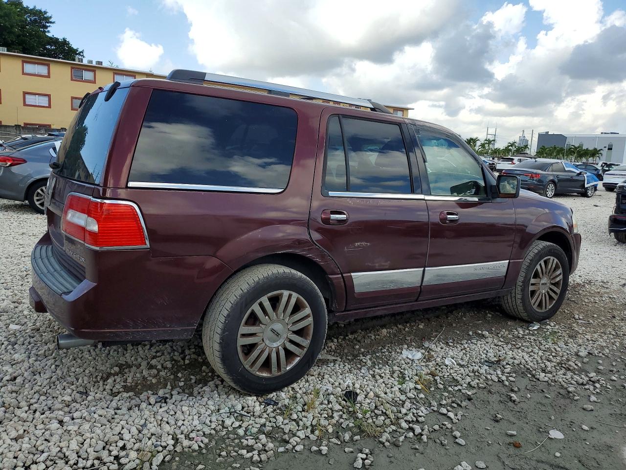 2010 Lincoln Navigator Brown vin: 5LMJJ2H51AEJ01395