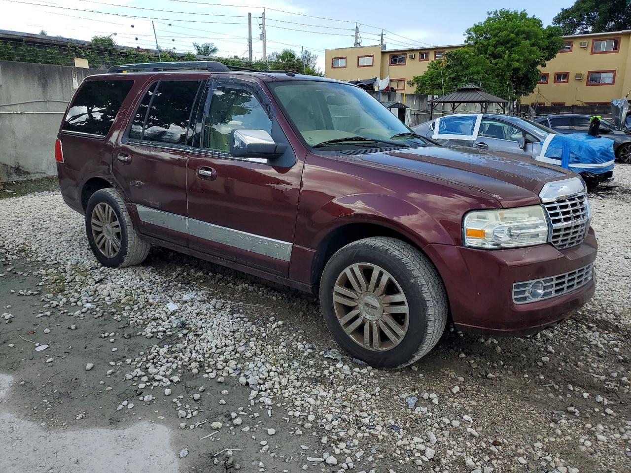 2010 Lincoln Navigator Brown vin: 5LMJJ2H51AEJ01395