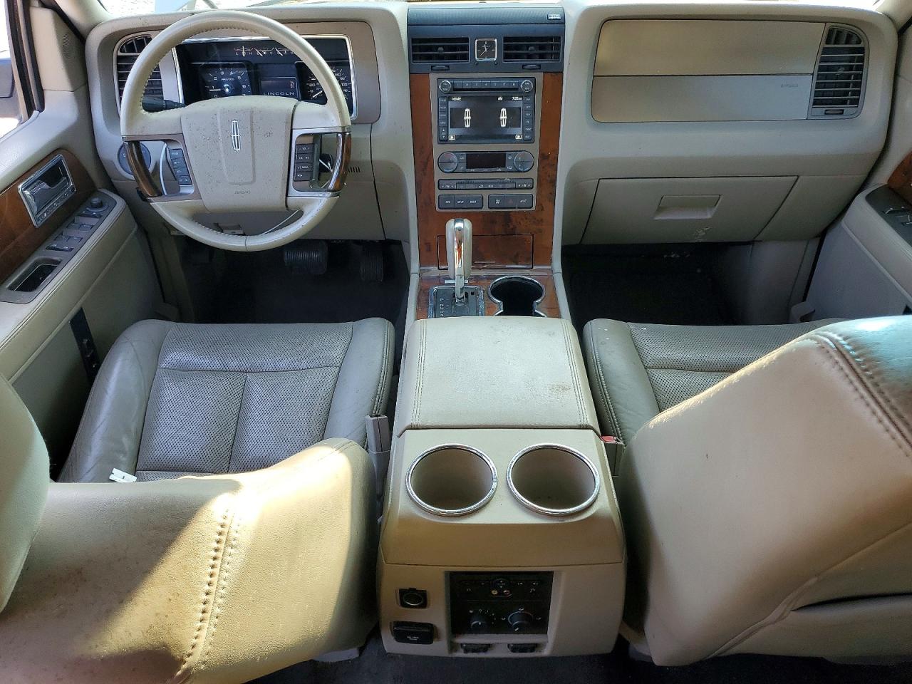 2012 Lincoln Navigator Белый vin: 5LMJJ2H51CEL02121
