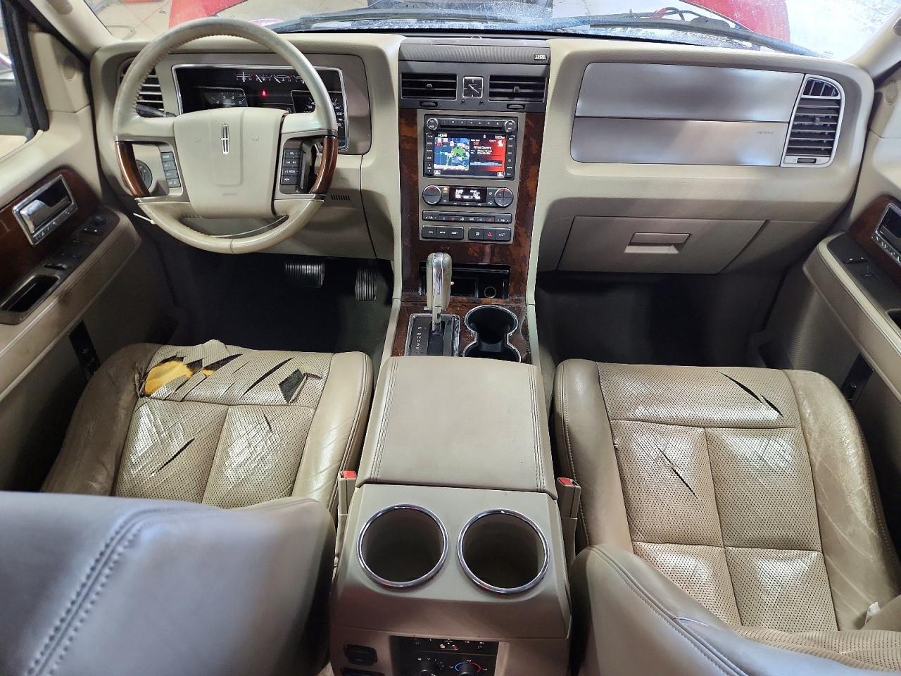 2014 Lincoln Navigator Burgundy vin: 5LMJJ2H51EEL03319
