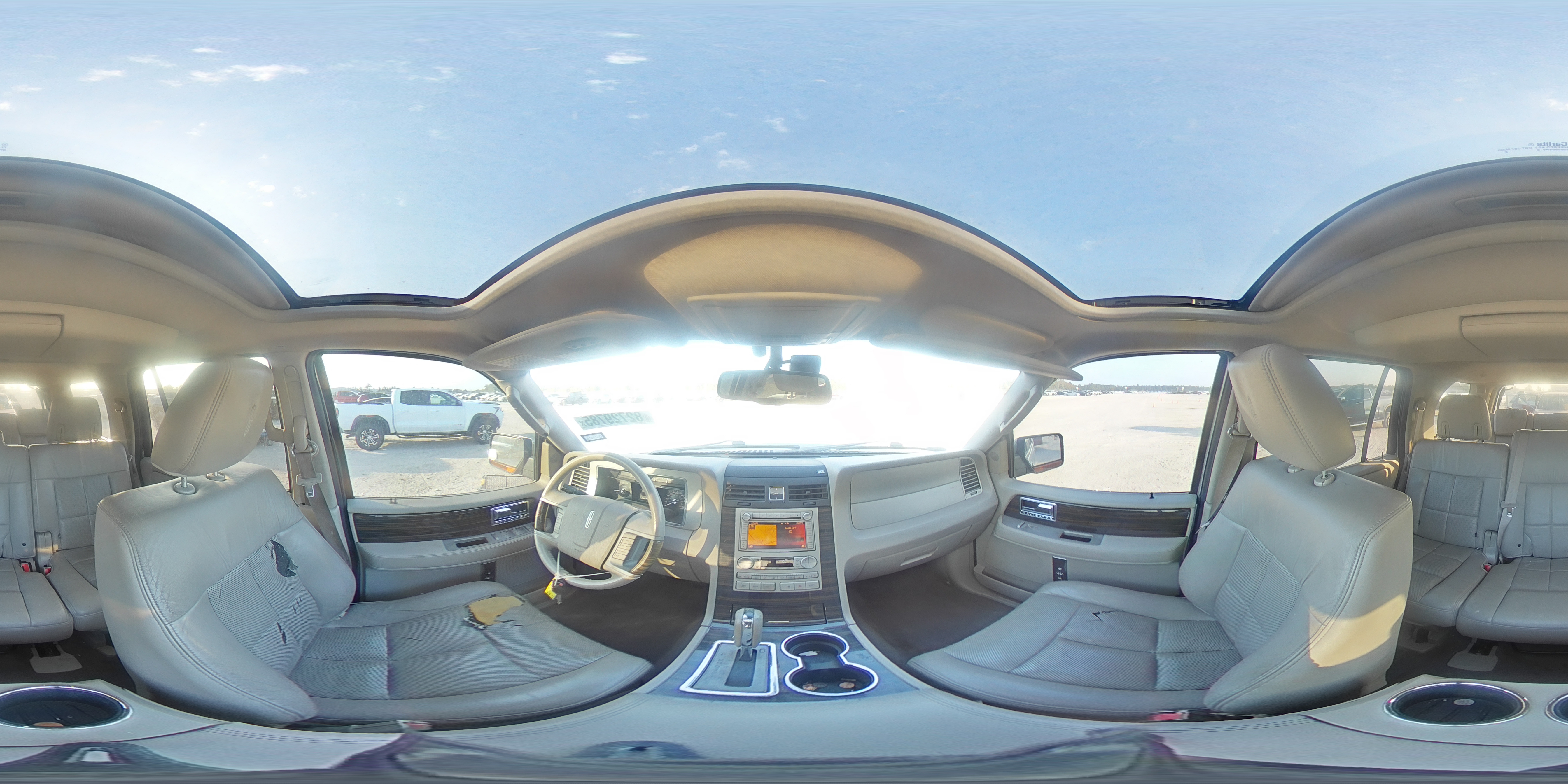 2010 Lincoln Navigator Silver vin: 5LMJJ2H53AEJ09482