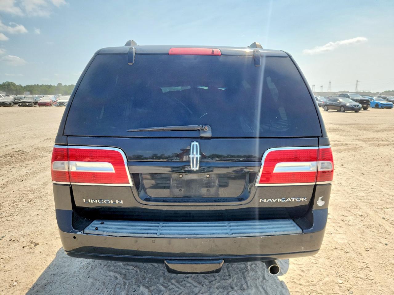 2010 Lincoln Navigator Черный vin: 5LMJJ2H54AEJ04338