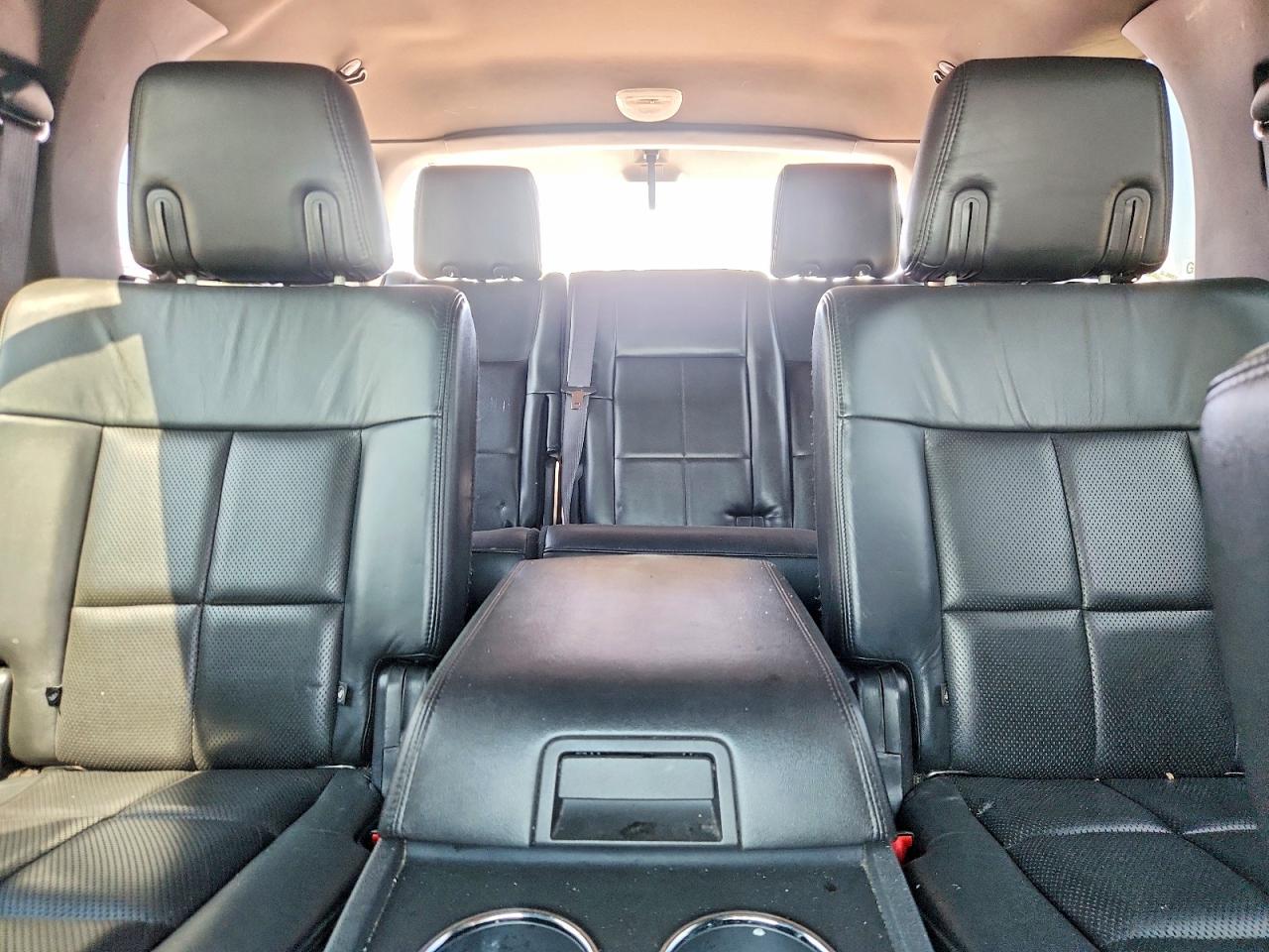 2010 Lincoln Navigator Черный vin: 5LMJJ2H54AEJ04338