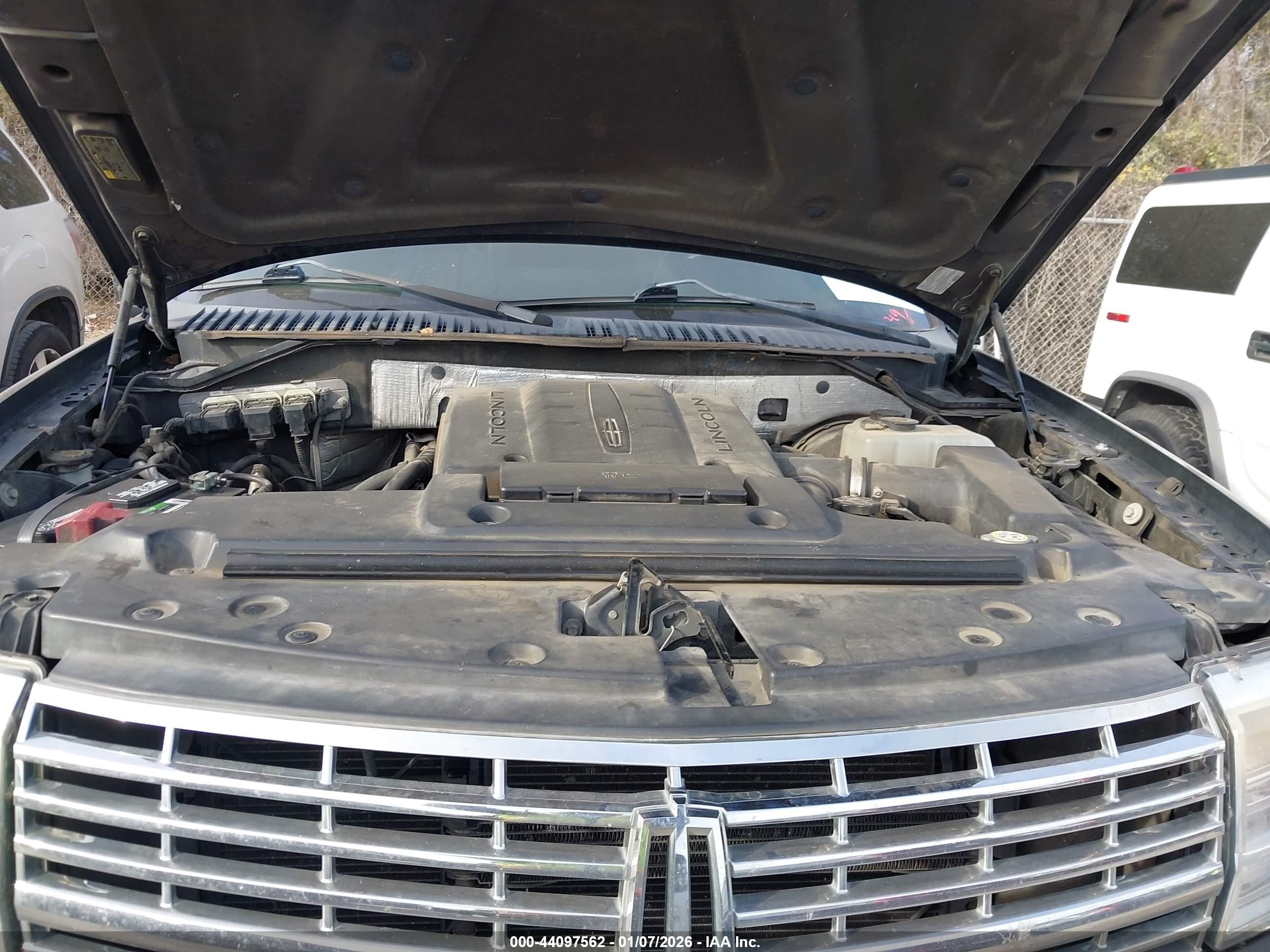 2011 Lincoln Navigator   Black vin: 5LMJJ2H54BEJ06169