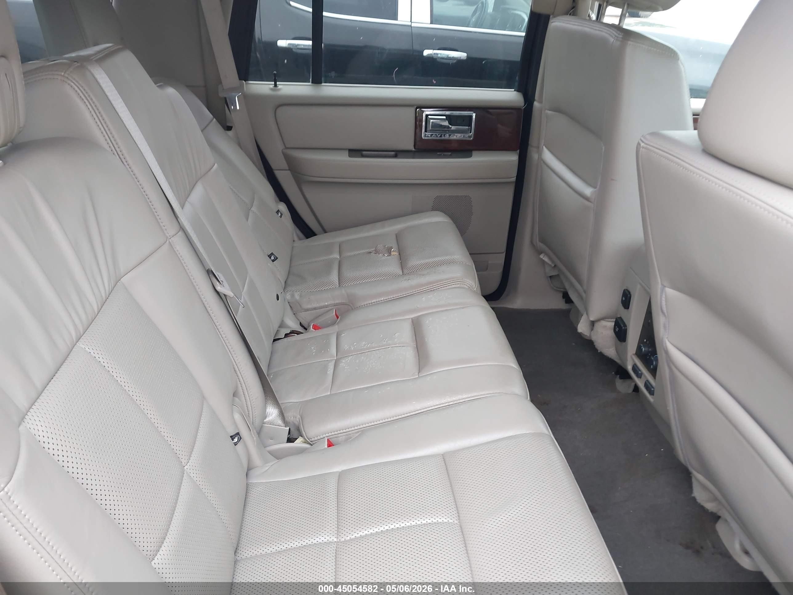 2012 Lincoln Navigator   Black vin: 5LMJJ2H54CEL08592
