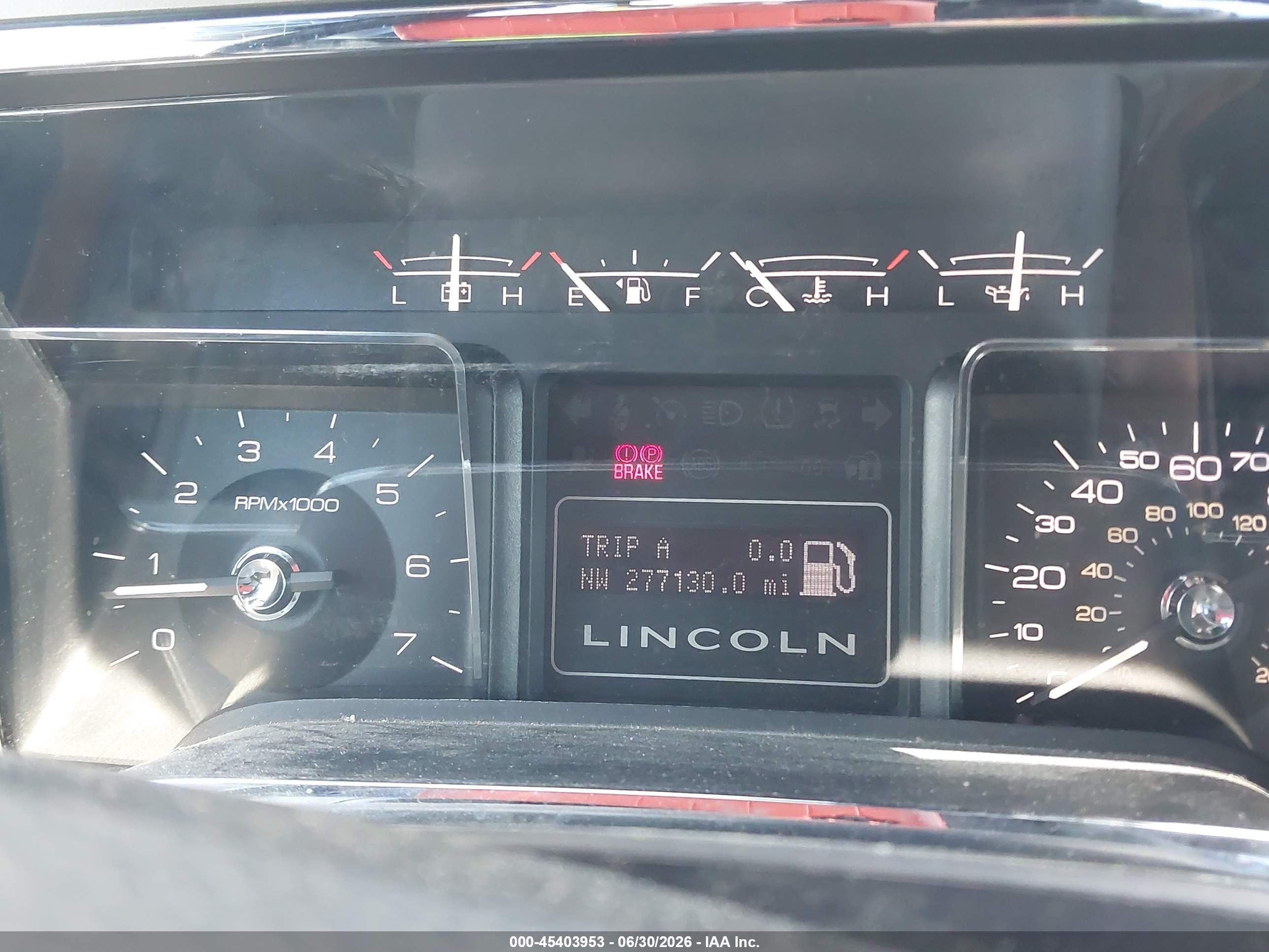 2011 Lincoln Navigator   Black vin: 5LMJJ2H55BEJ00879