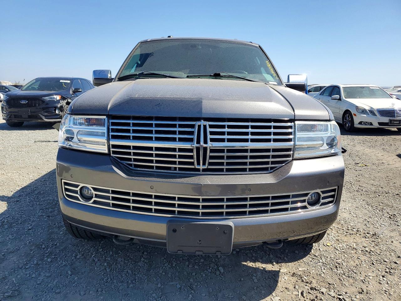 2013 Lincoln Navigator Gray vin: 5LMJJ2H55DEL04357