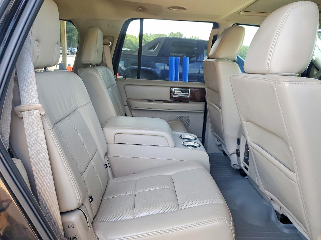 2013 Lincoln Navigator Black vin: 5LMJJ2H55DEL04858