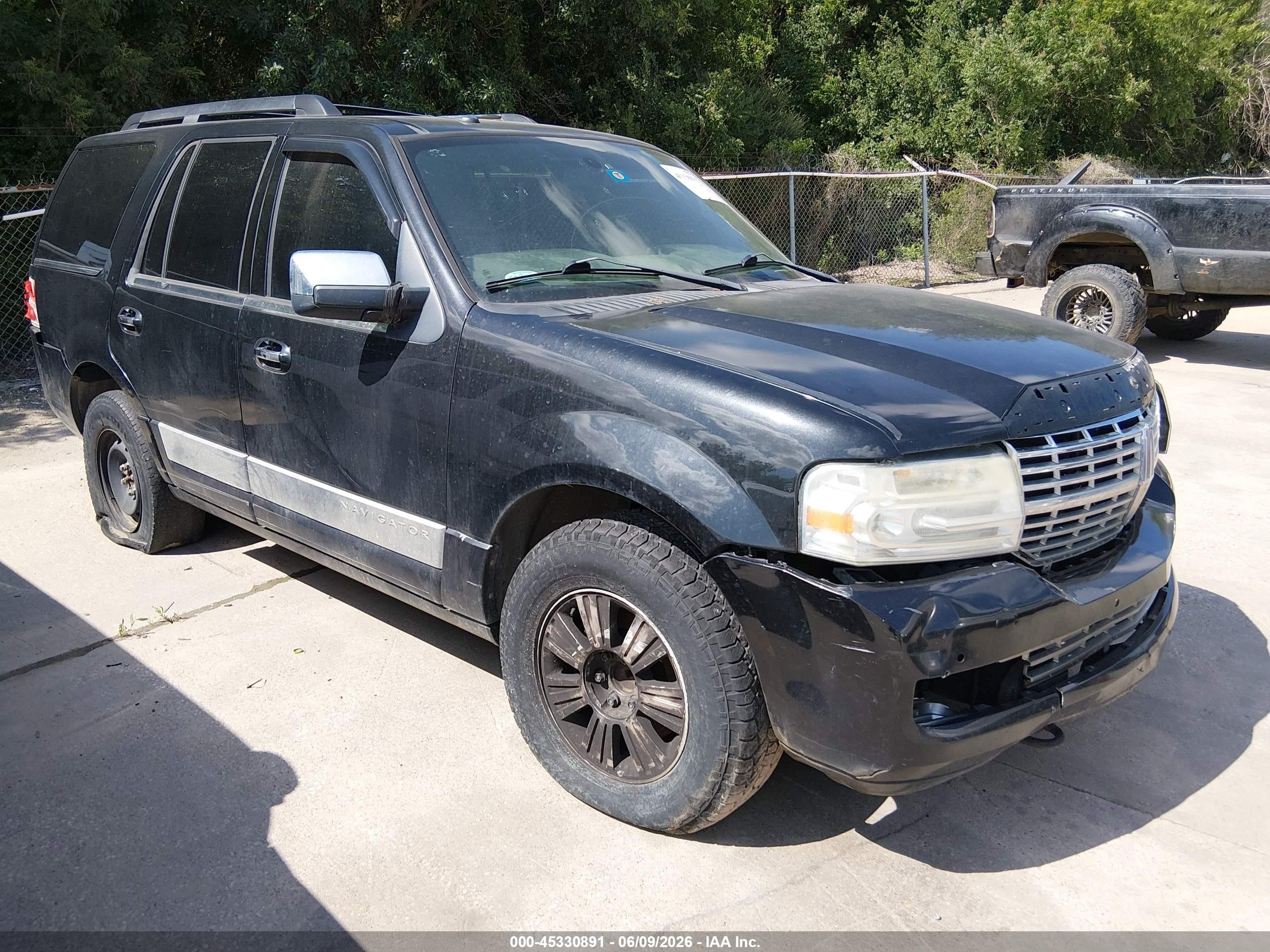2013 Lincoln Navigator   Black vin: 5LMJJ2H56DEL03752
