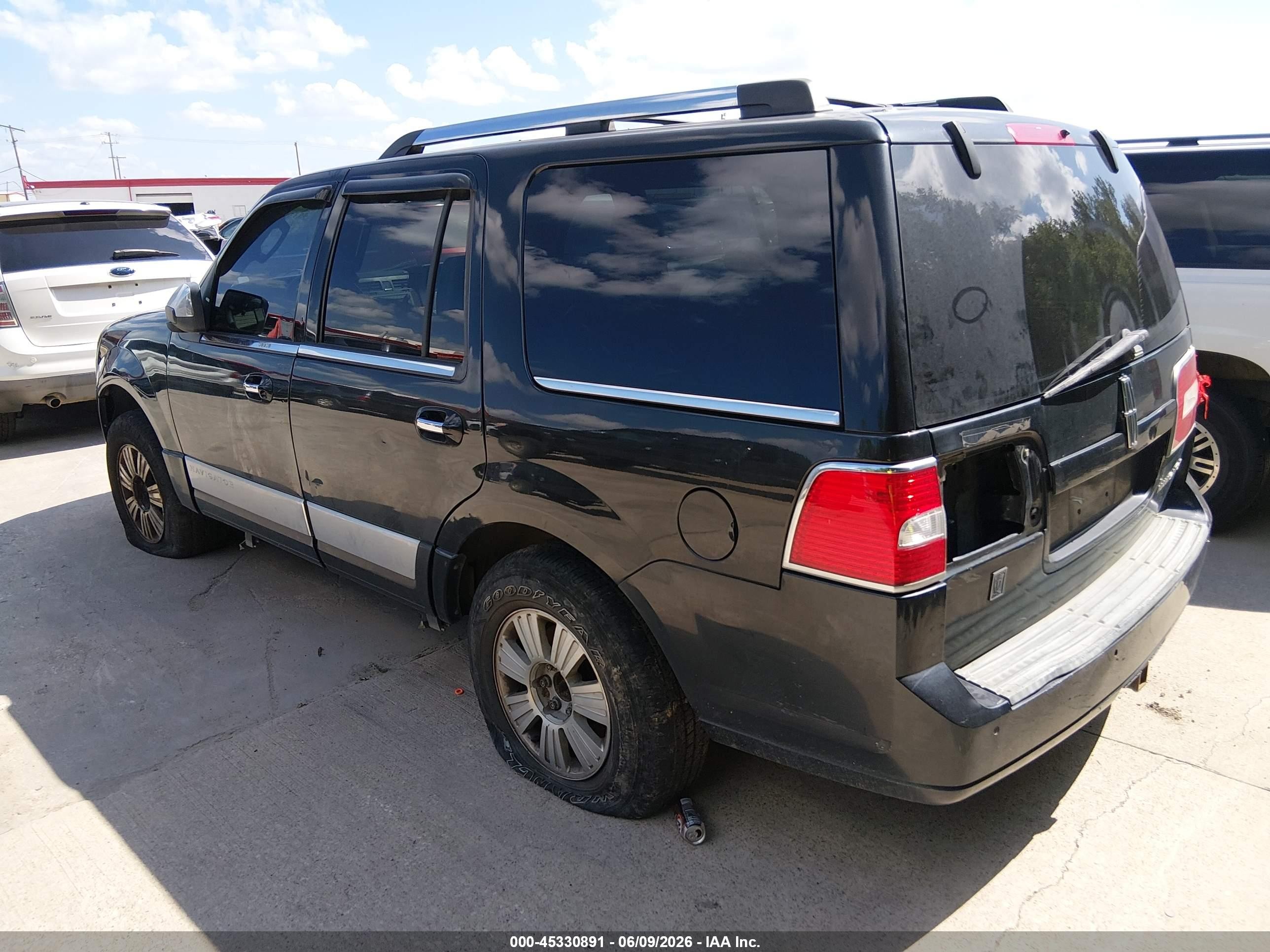 2013 Lincoln Navigator   Черный vin: 5LMJJ2H56DEL03752