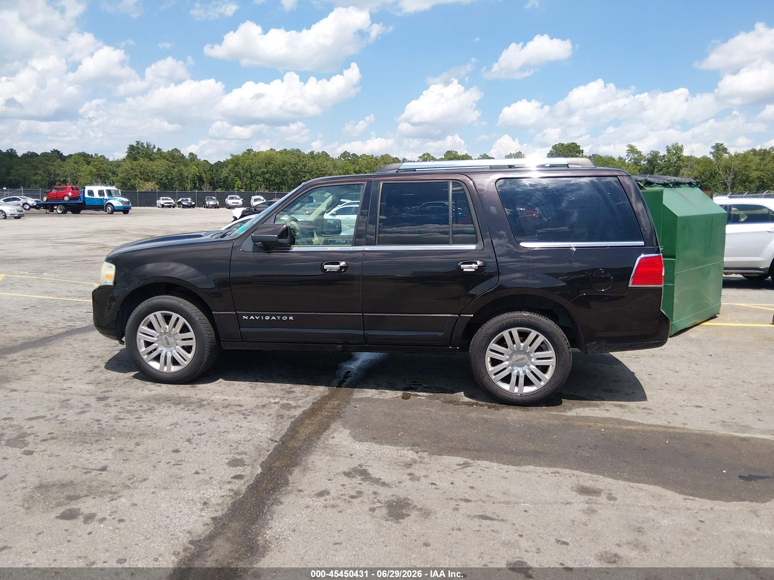 2013 Lincoln Navigator   Black vin: 5LMJJ2H57DEL07079