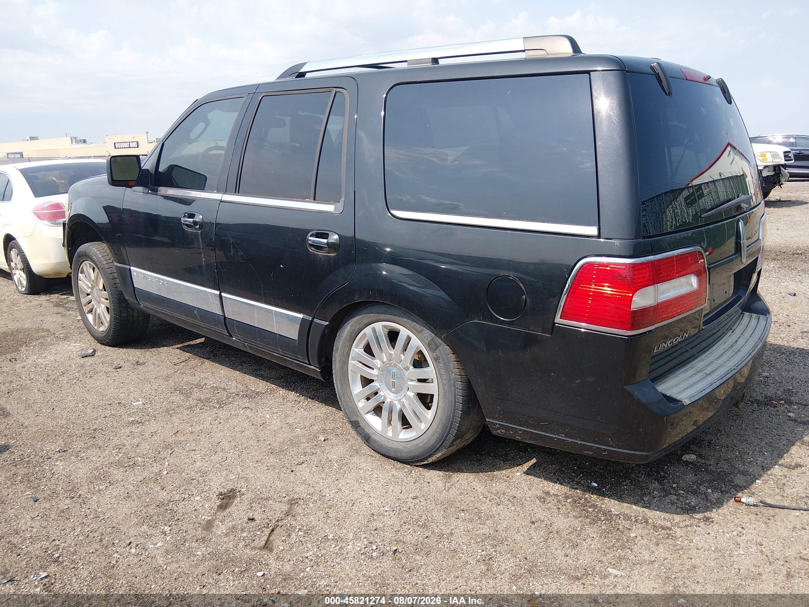 2011 Lincoln Navigator   Black vin: 5LMJJ2H58BEJ00178
