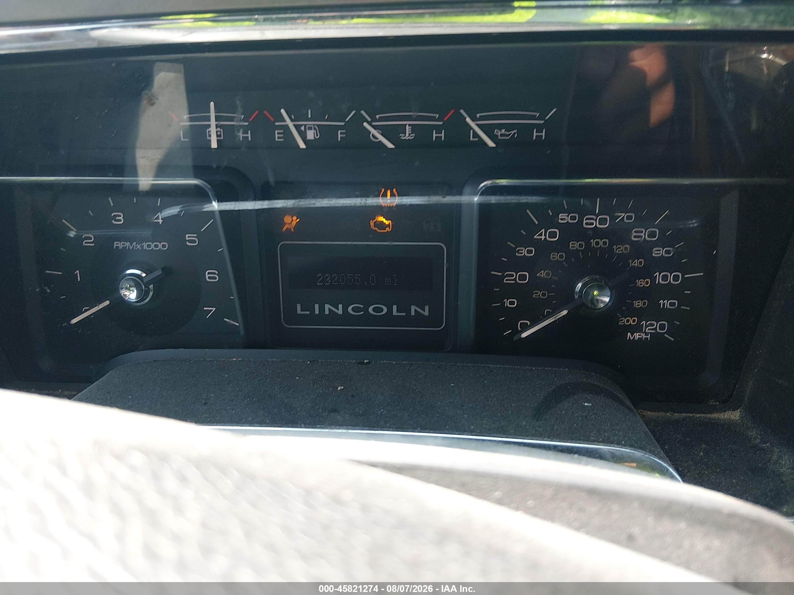 2011 Lincoln Navigator   Black vin: 5LMJJ2H58BEJ00178