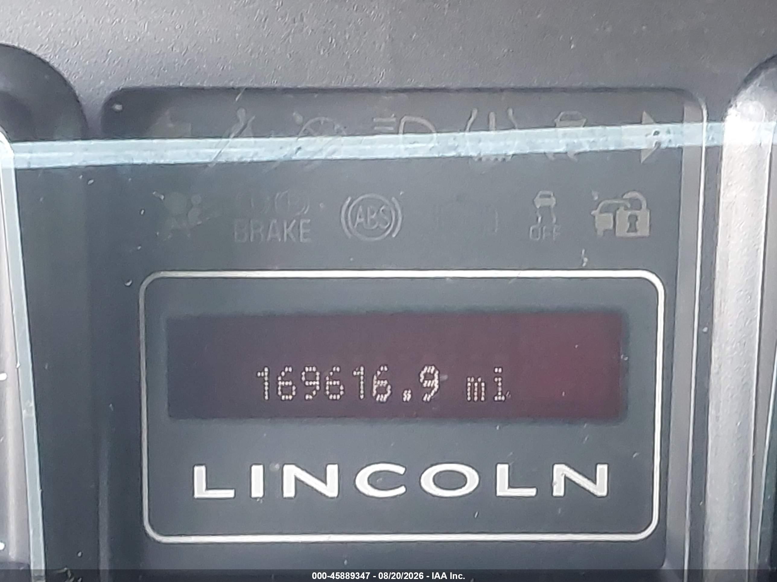 2014 Lincoln Navigator   Black vin: 5LMJJ2H58EEL01275