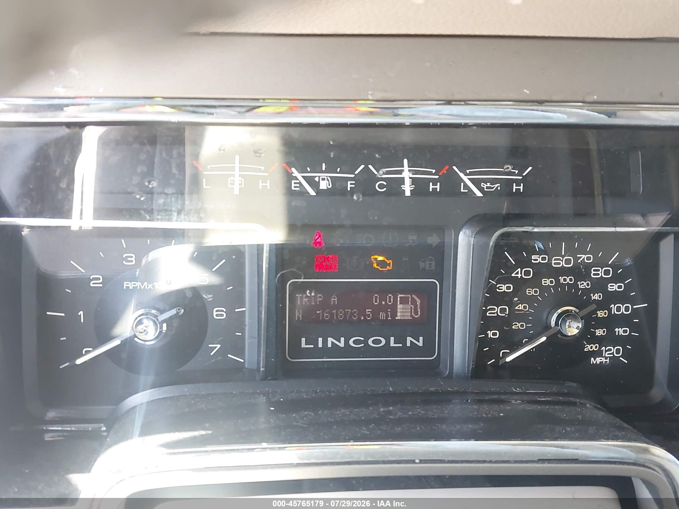 2013 Lincoln Navigator   White vin: 5LMJJ2H59DEL08802