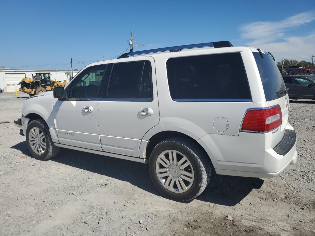 2011 Lincoln Navigator White vin: 5LMJJ2H5XBEJ09156