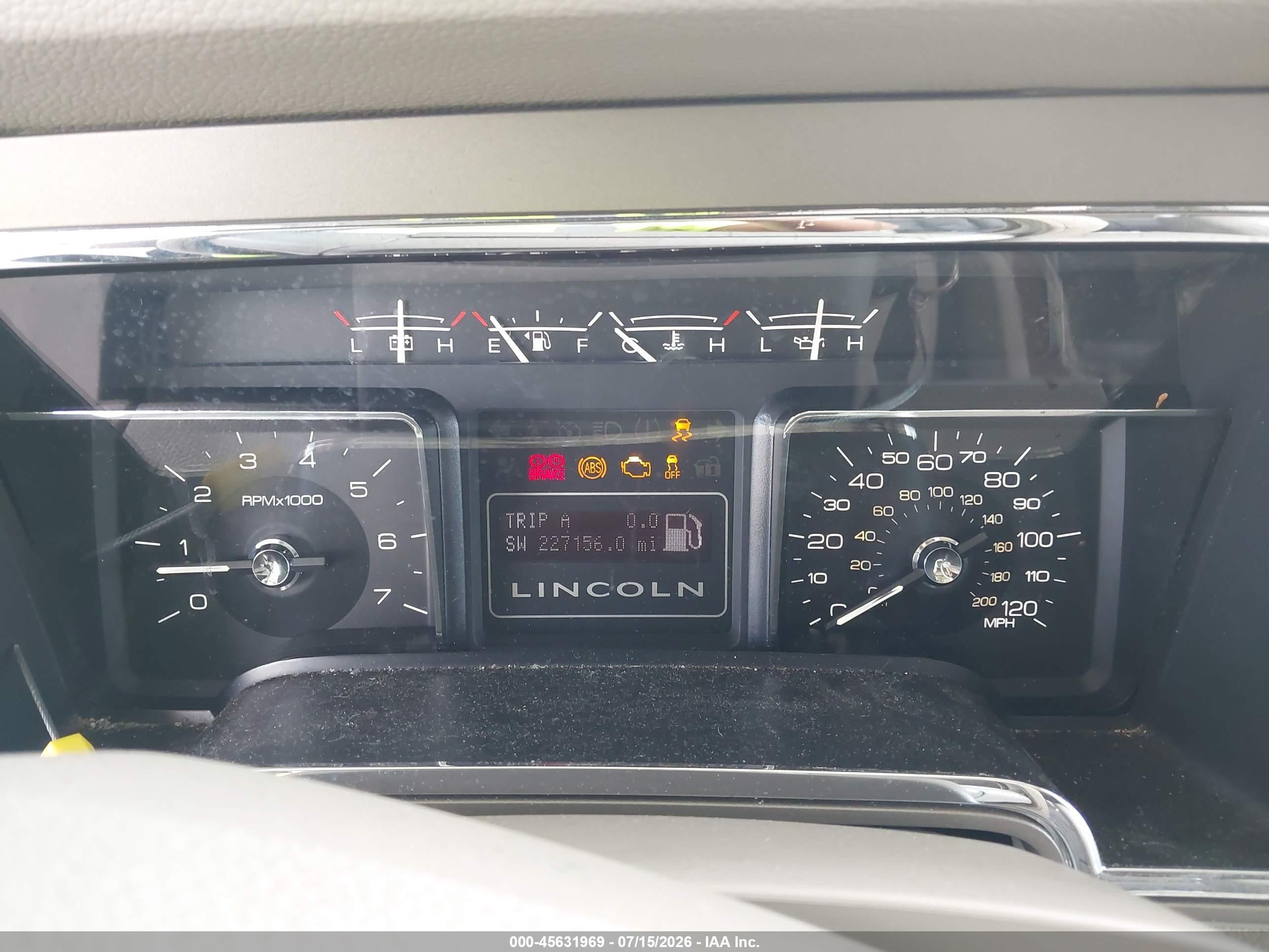 2013 Lincoln Navigator   Gray vin: 5LMJJ2H5XDEL04838