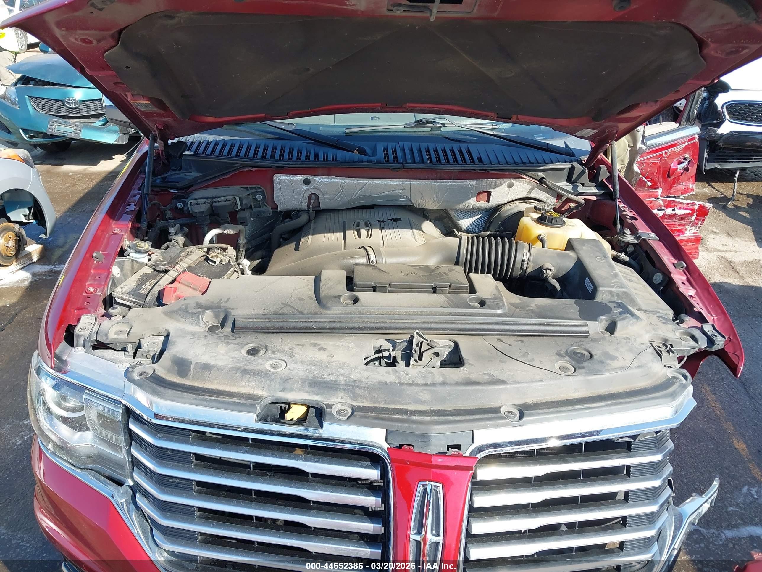 2015 Lincoln Navigator   Красный vin: 5LMJJ2HT0FEJ02219