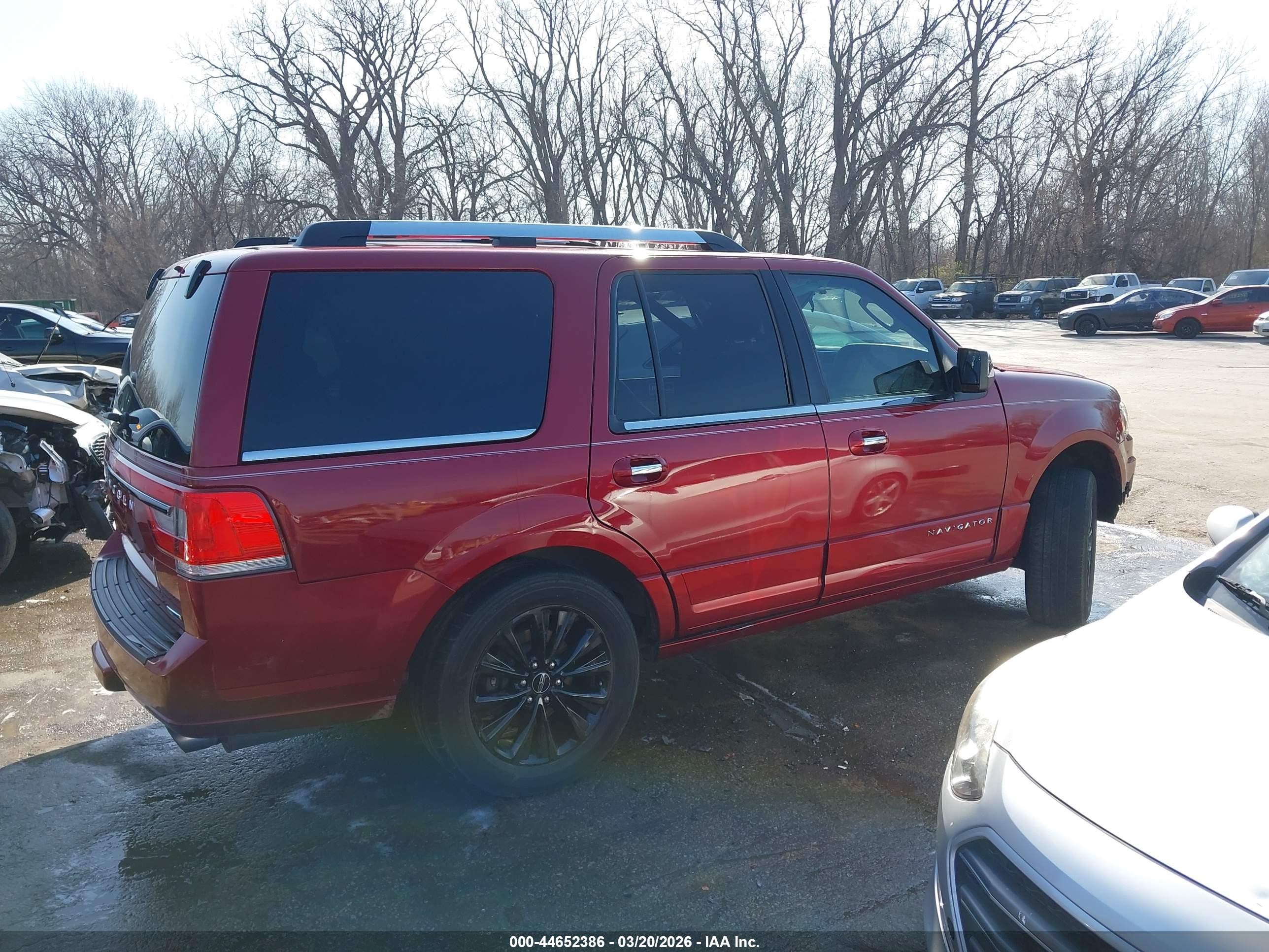 2015 Lincoln Navigator   Красный vin: 5LMJJ2HT0FEJ02219