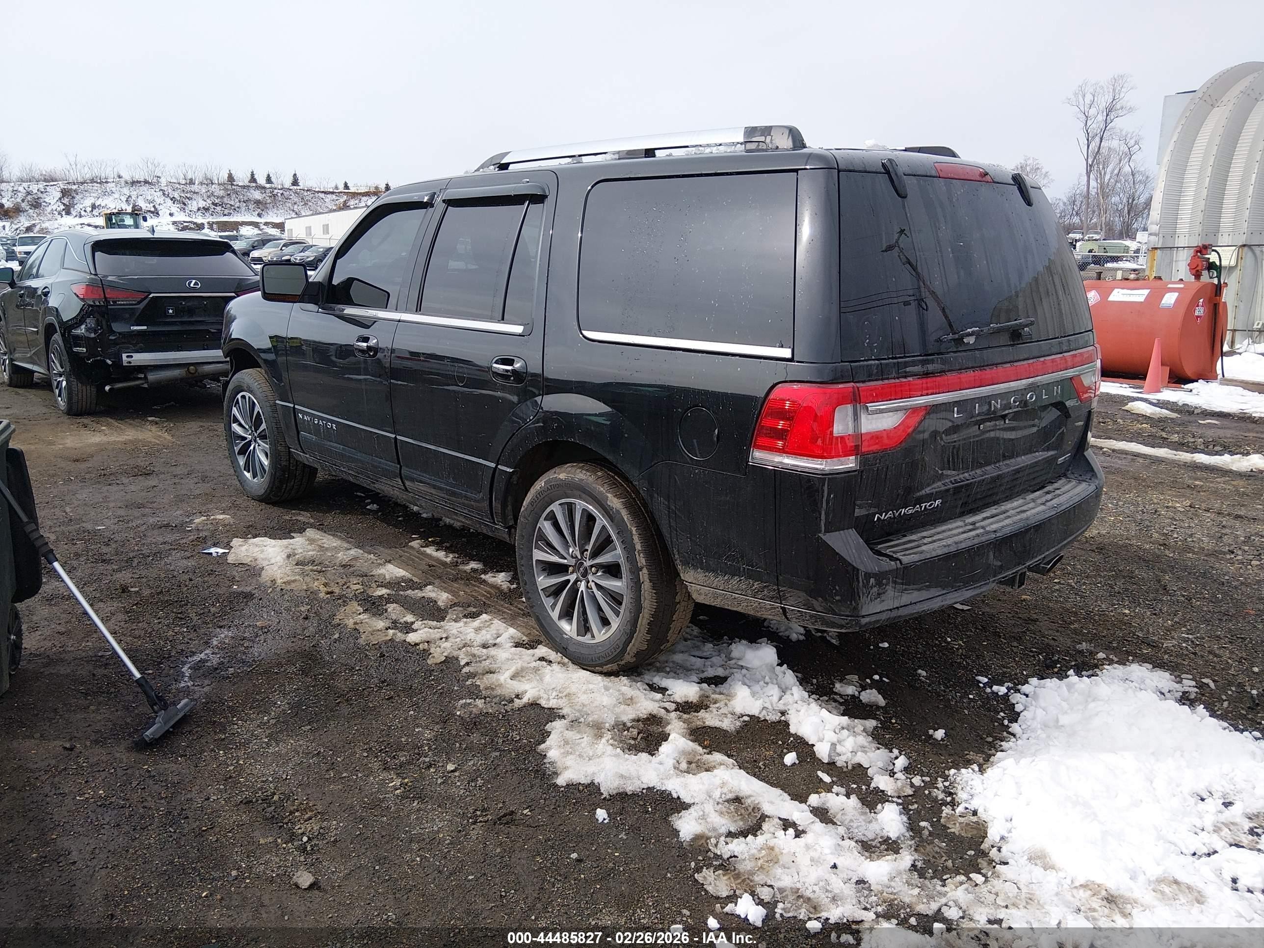 2015 Lincoln Navigator   Black vin: 5LMJJ2HT0FEJ04505