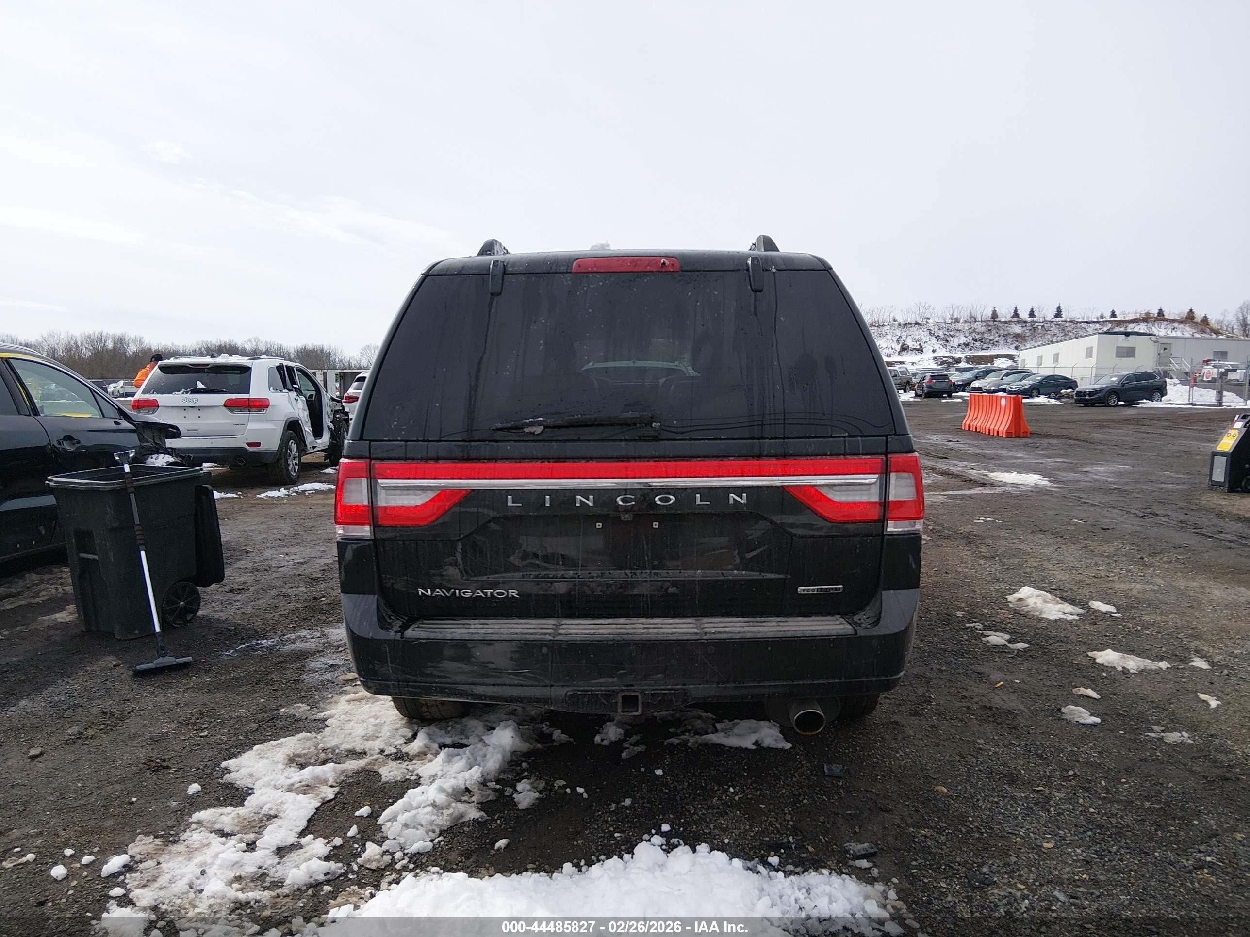 2015 Lincoln Navigator   Black vin: 5LMJJ2HT0FEJ04505