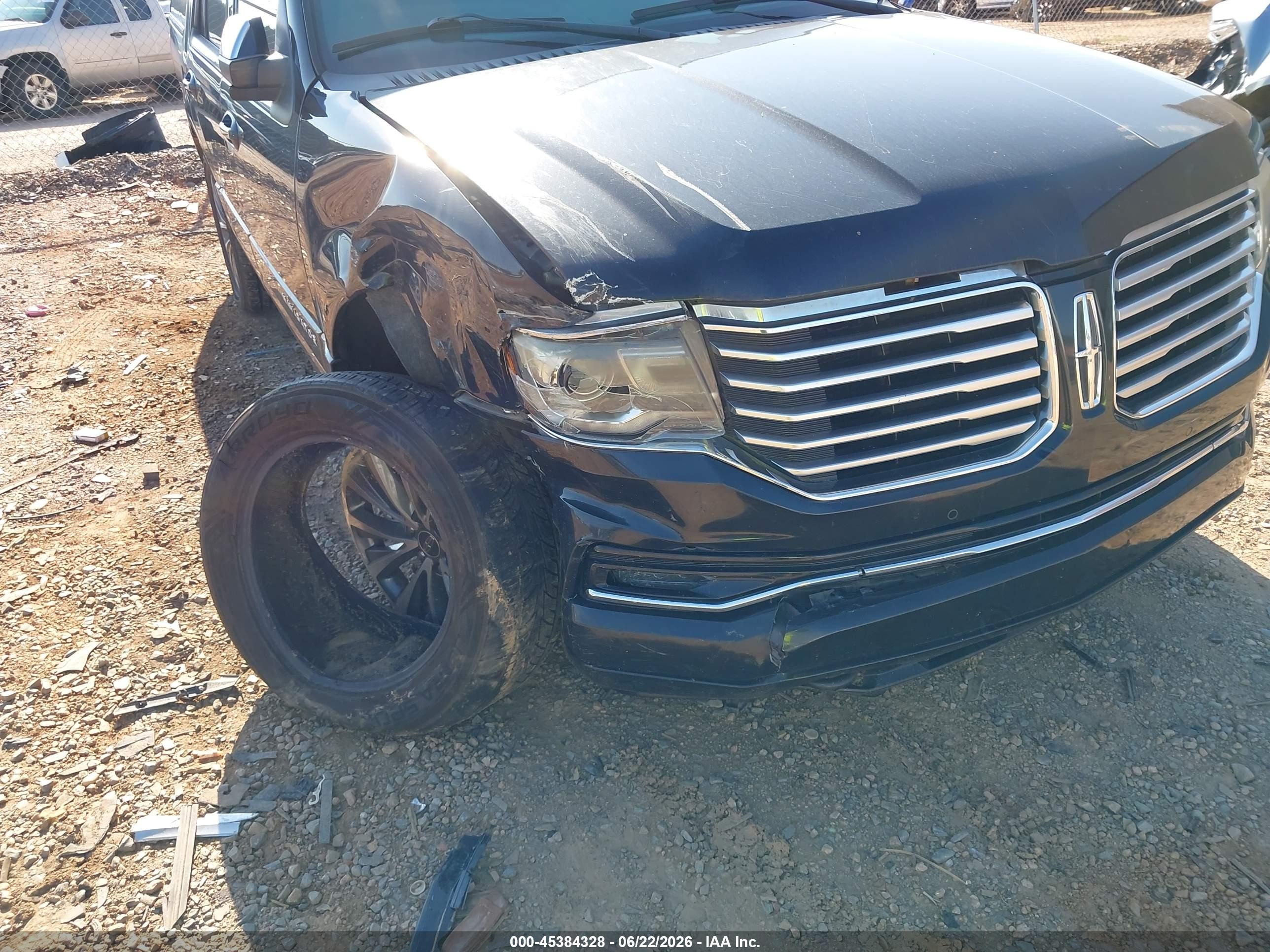 2015 Lincoln Navigator   Черный vin: 5LMJJ2HT1FEJ13939