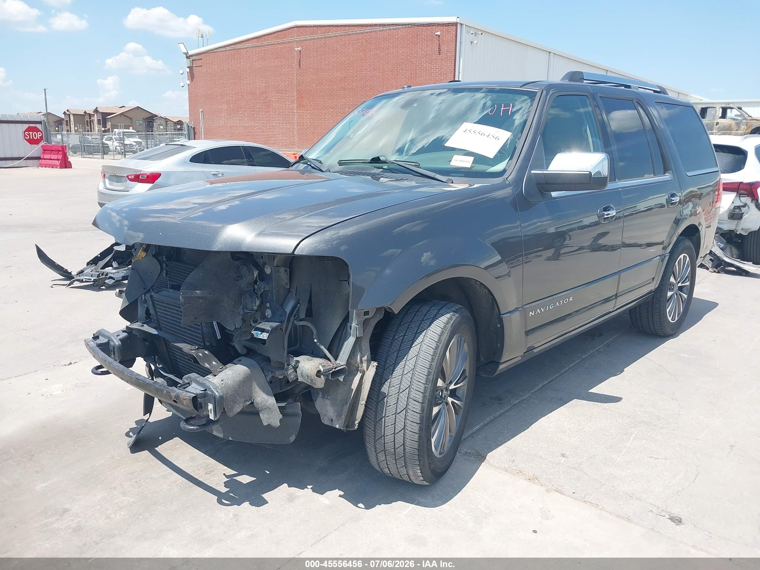 2015 Lincoln Navigator   Gray vin: 5LMJJ2HT2FEJ06563