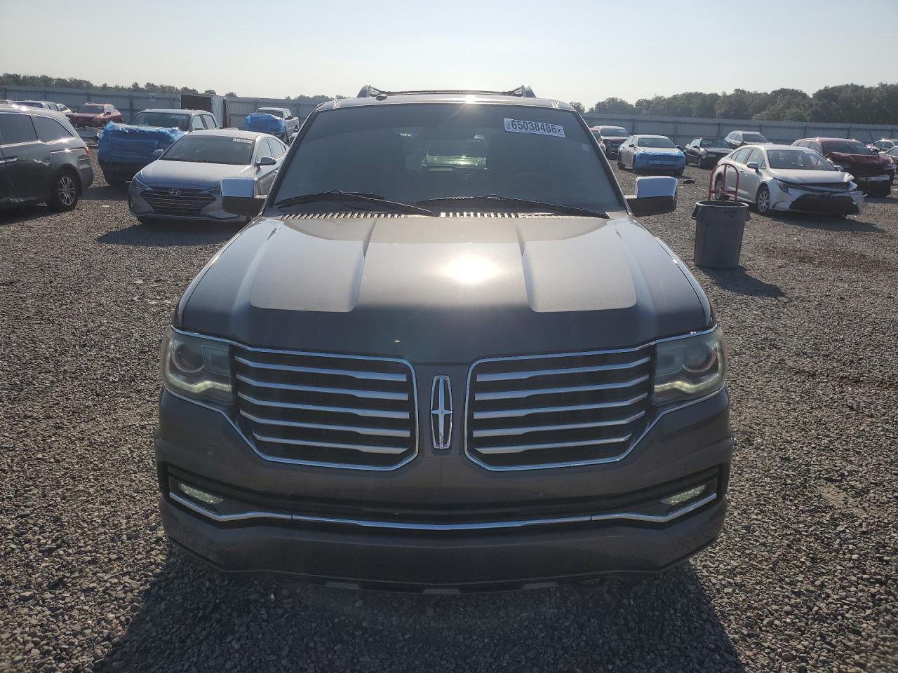 2015 Lincoln Navigator Gray vin: 5LMJJ2HT2FEJ09432