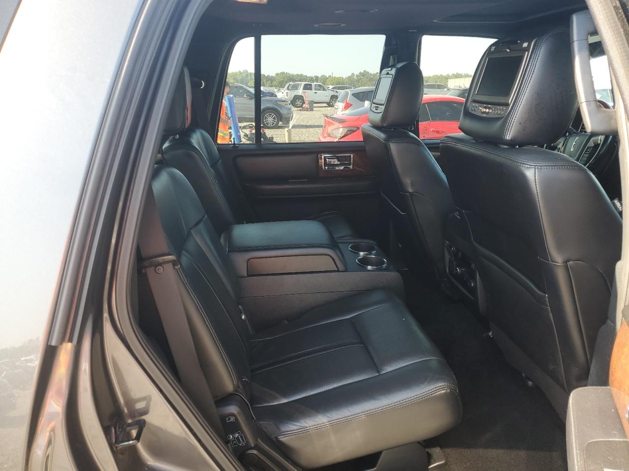 2015 Lincoln Navigator Gray vin: 5LMJJ2HT2FEJ09432