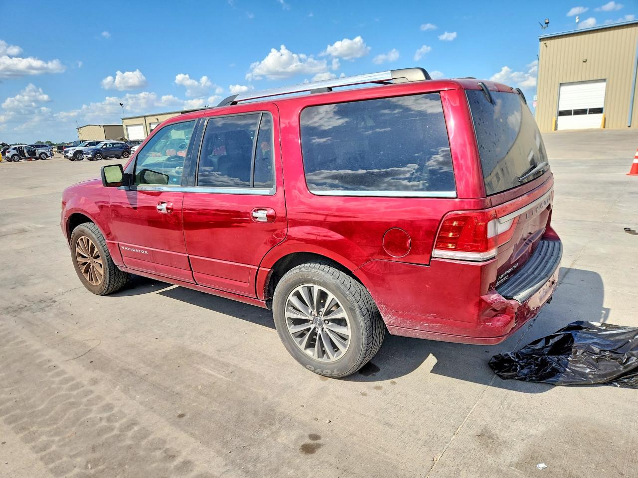 2015 Lincoln Navigator Red vin: 5LMJJ2HT7FEJ15274