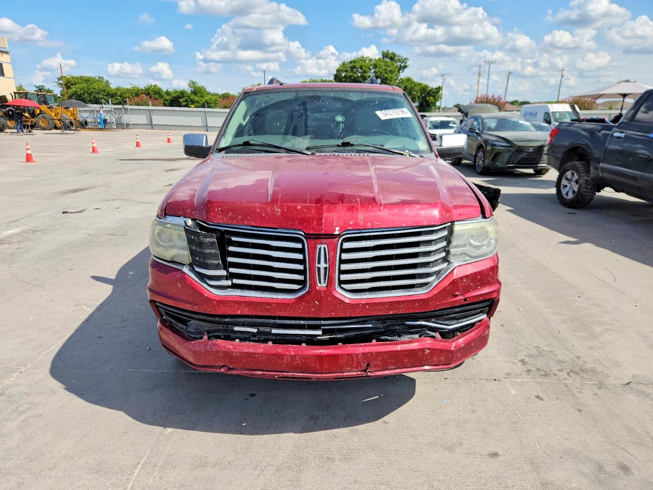 2015 Lincoln Navigator Red vin: 5LMJJ2HT7FEJ15274