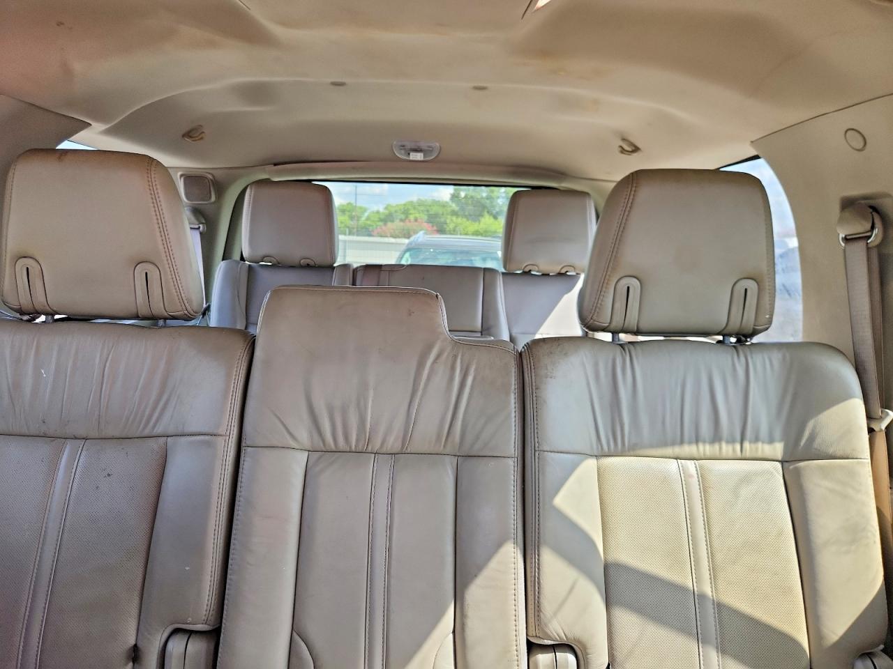 2015 Lincoln Navigator Red vin: 5LMJJ2HT7FEJ15274