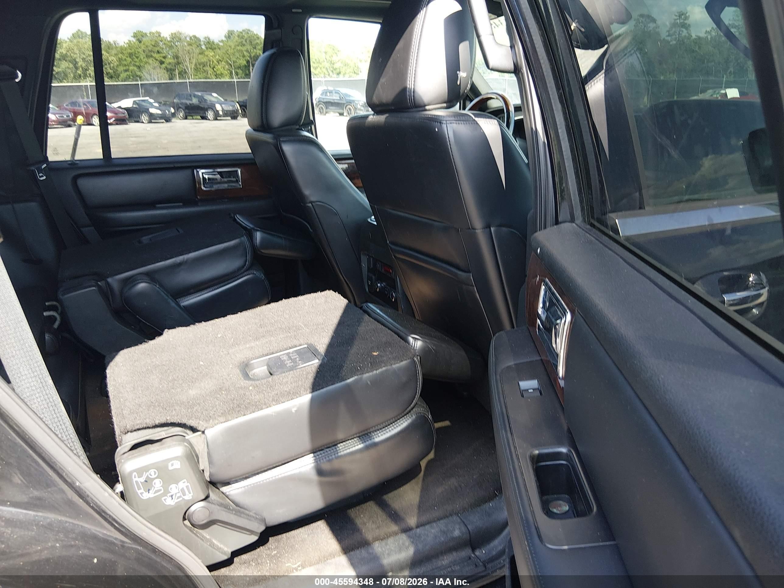 2015 Lincoln Navigator   Black vin: 5LMJJ2HT8FEJ03814