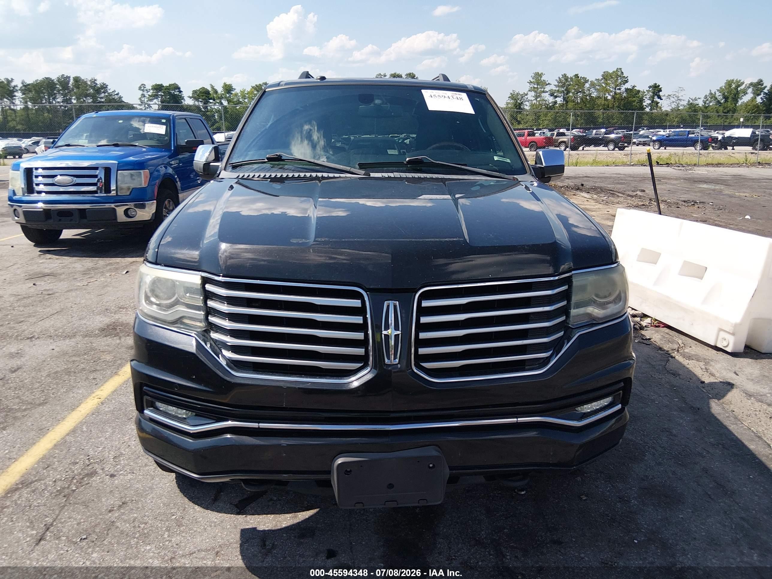 2015 Lincoln Navigator   Black vin: 5LMJJ2HT8FEJ03814