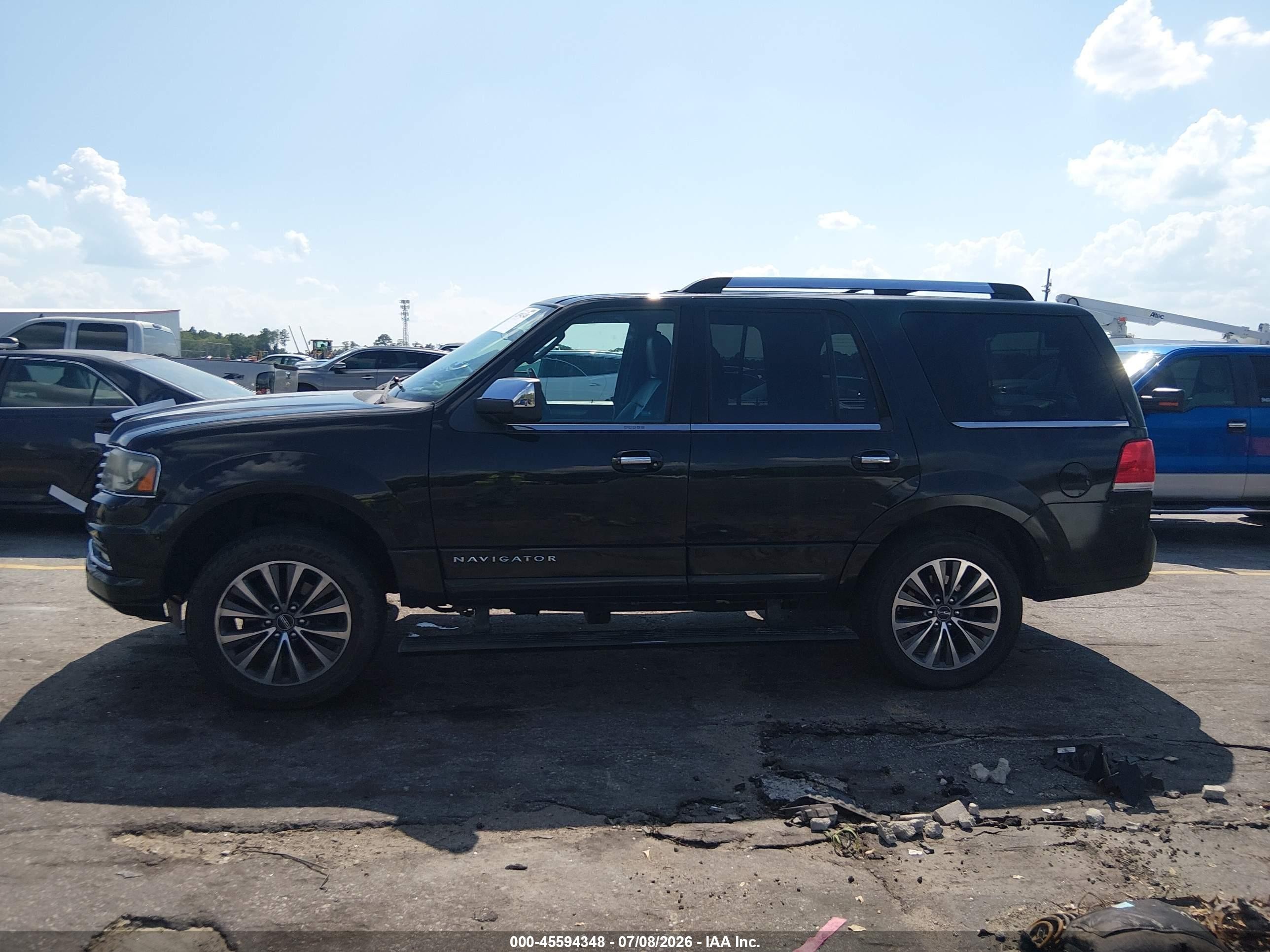 2015 Lincoln Navigator   Black vin: 5LMJJ2HT8FEJ03814